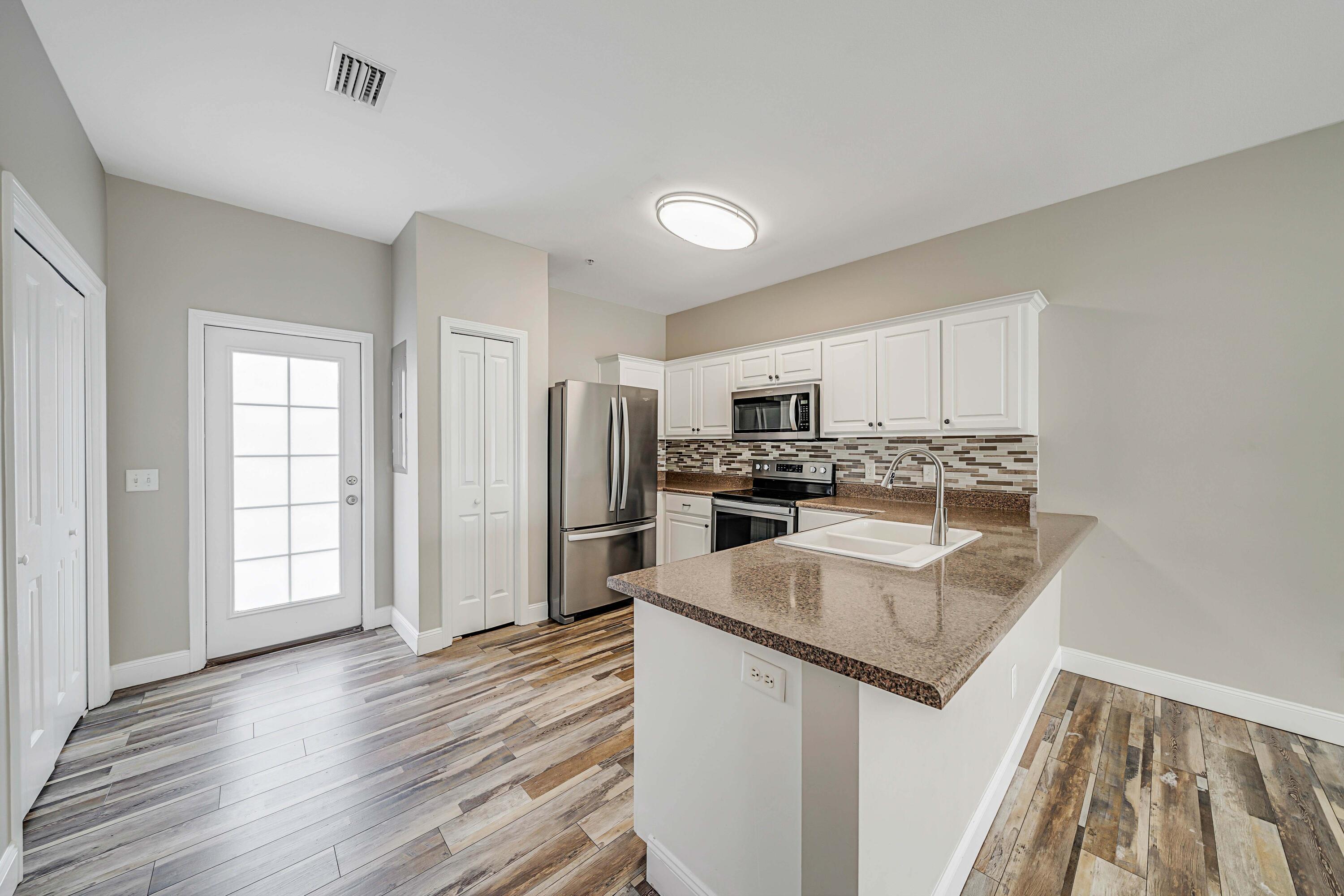 Annabella's Townhomes - Residential