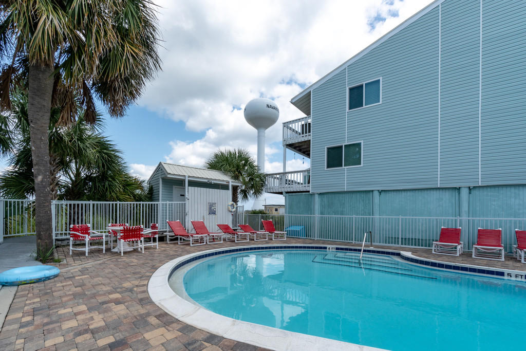 SANDCASTLE BEACH HOMES PHASE II LOT 3 BLK G AS DES IN OR 2948 PG 1072 - Residential