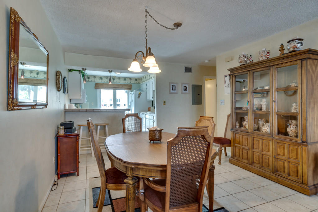 SANDCASTLE BEACH HOMES PHASE II LOT 3 BLK G AS DES IN OR 2948 PG 1072 - Residential