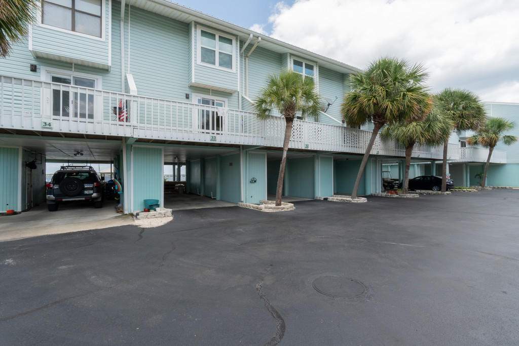 SANDCASTLE BEACH HOMES PHASE II LOT 3 BLK G AS DES IN OR 2948 PG 1072 - Residential