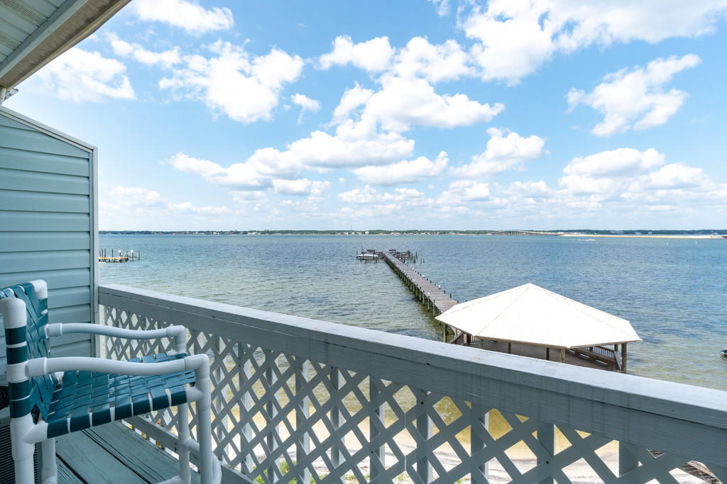 SANDCASTLE BEACH HOMES PHASE II LOT 3 BLK G AS DES IN OR 2948 PG 1072 - Residential