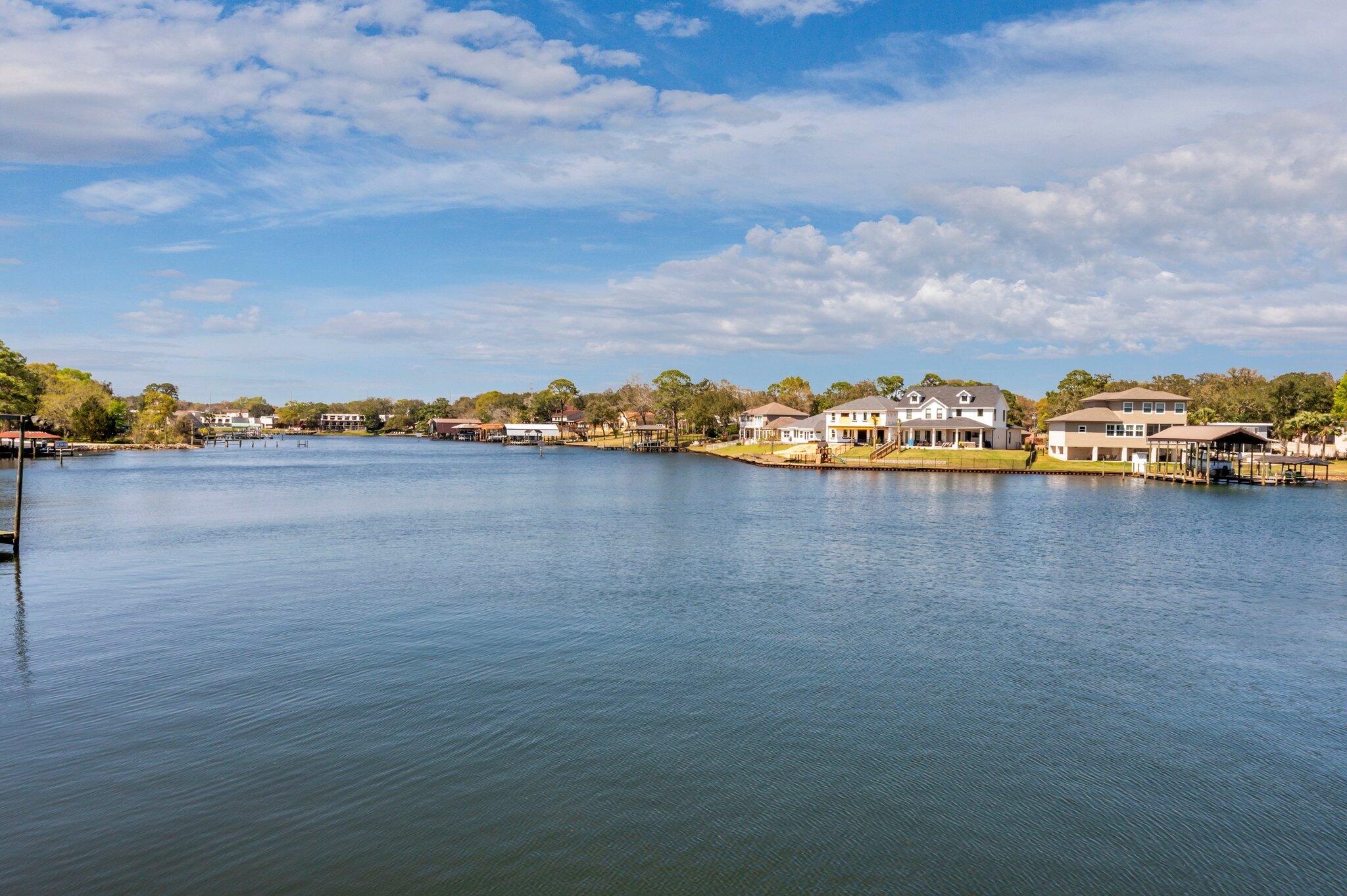 BAYOU WOODS 4TH ADDN - Residential