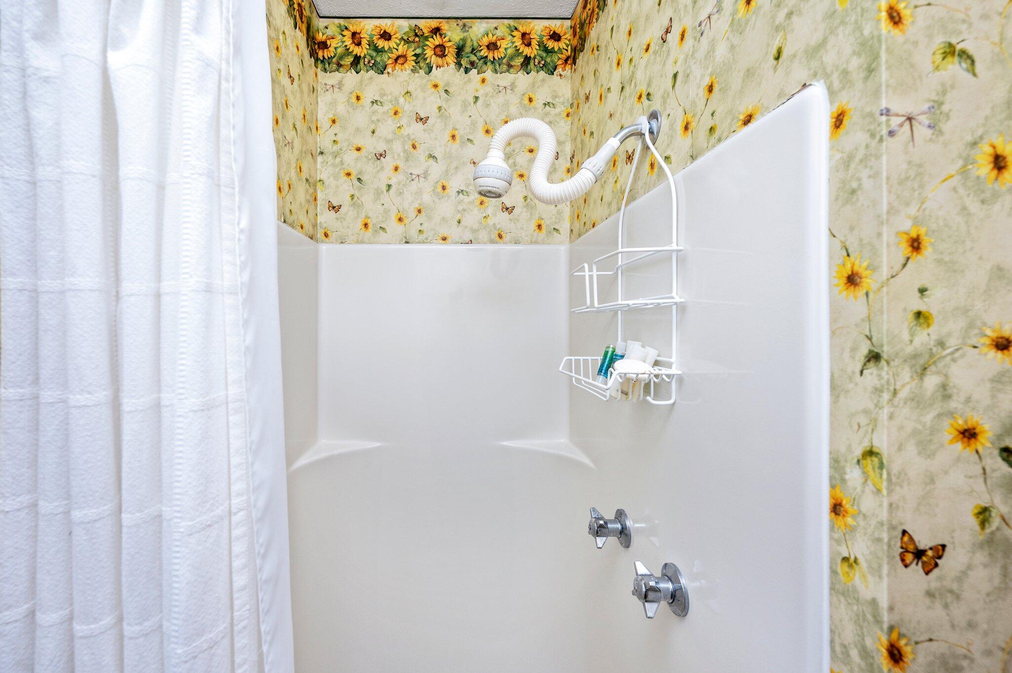 BAYOU WOODS 4TH ADDN - Residential