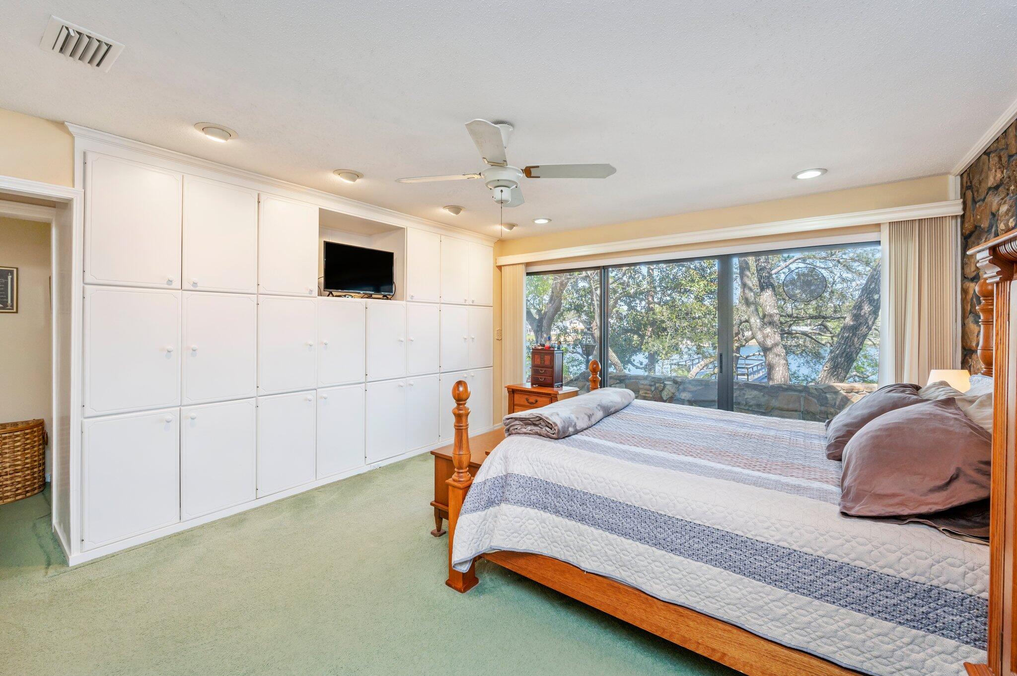 BAYOU WOODS 4TH ADDN - Residential