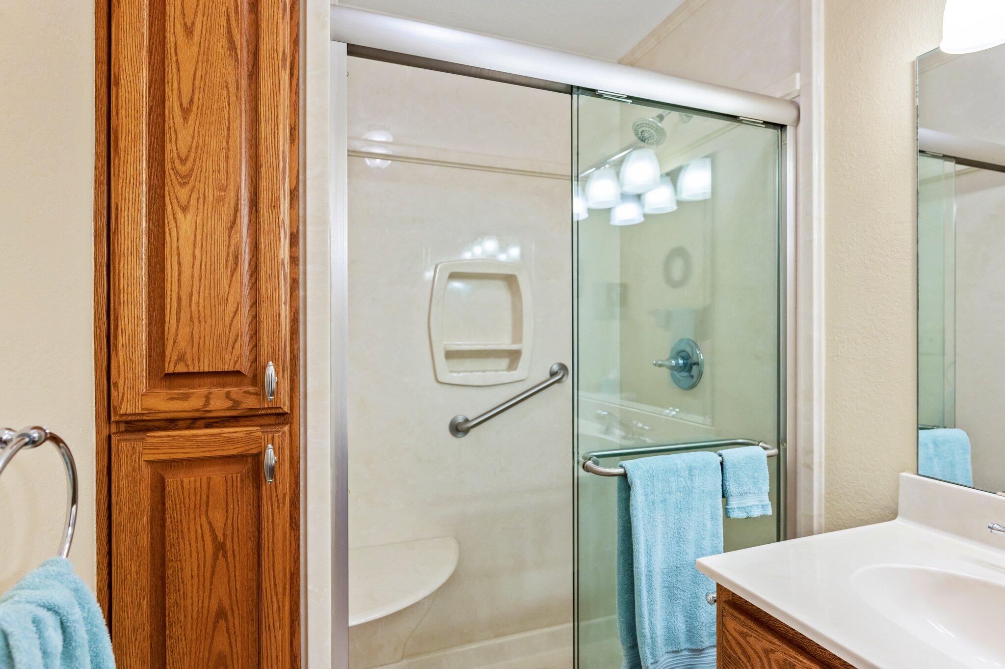 BAYOU WOODS 4TH ADDN - Residential