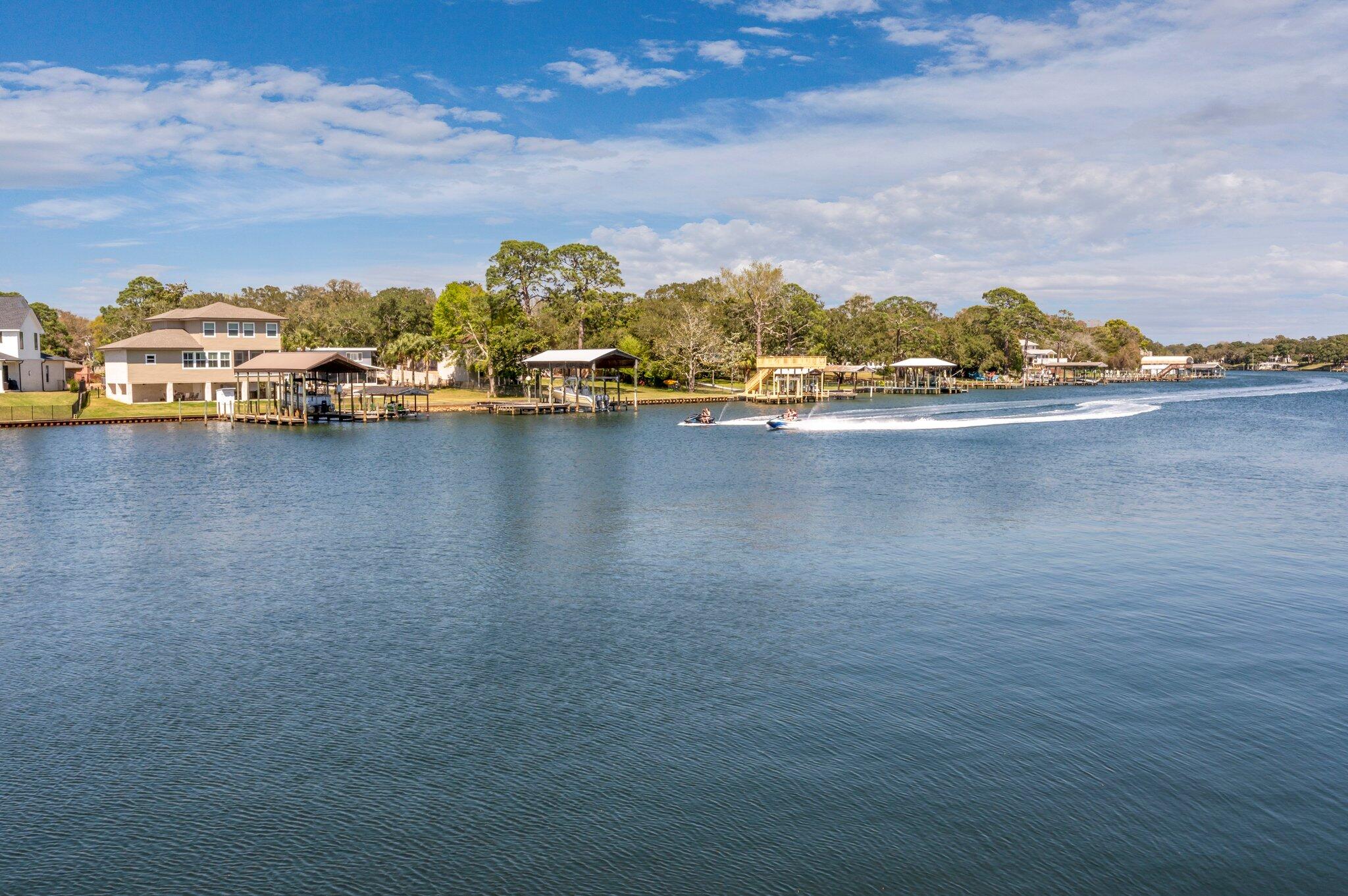 BAYOU WOODS 4TH ADDN - Residential