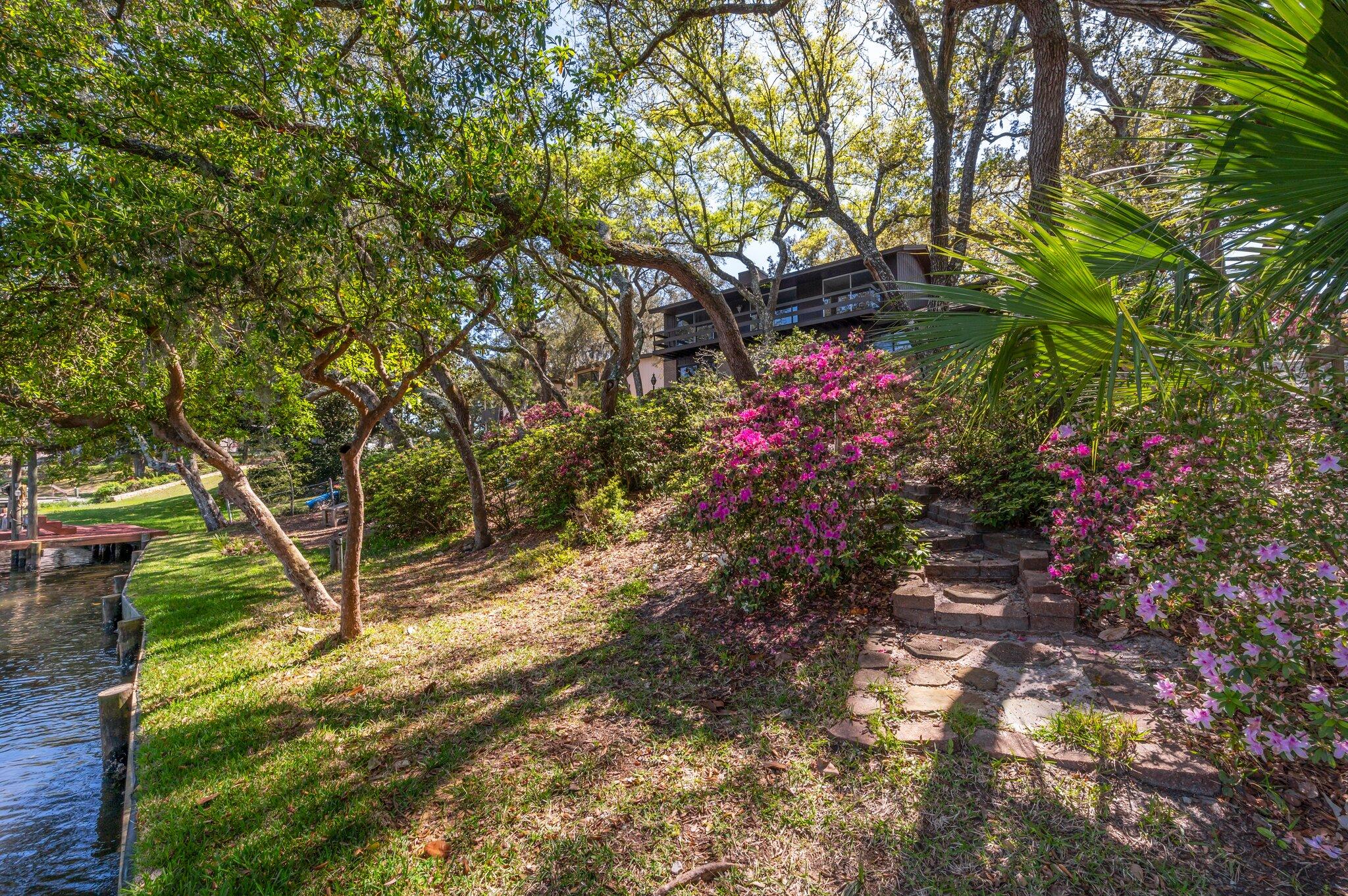 BAYOU WOODS 4TH ADDN - Residential