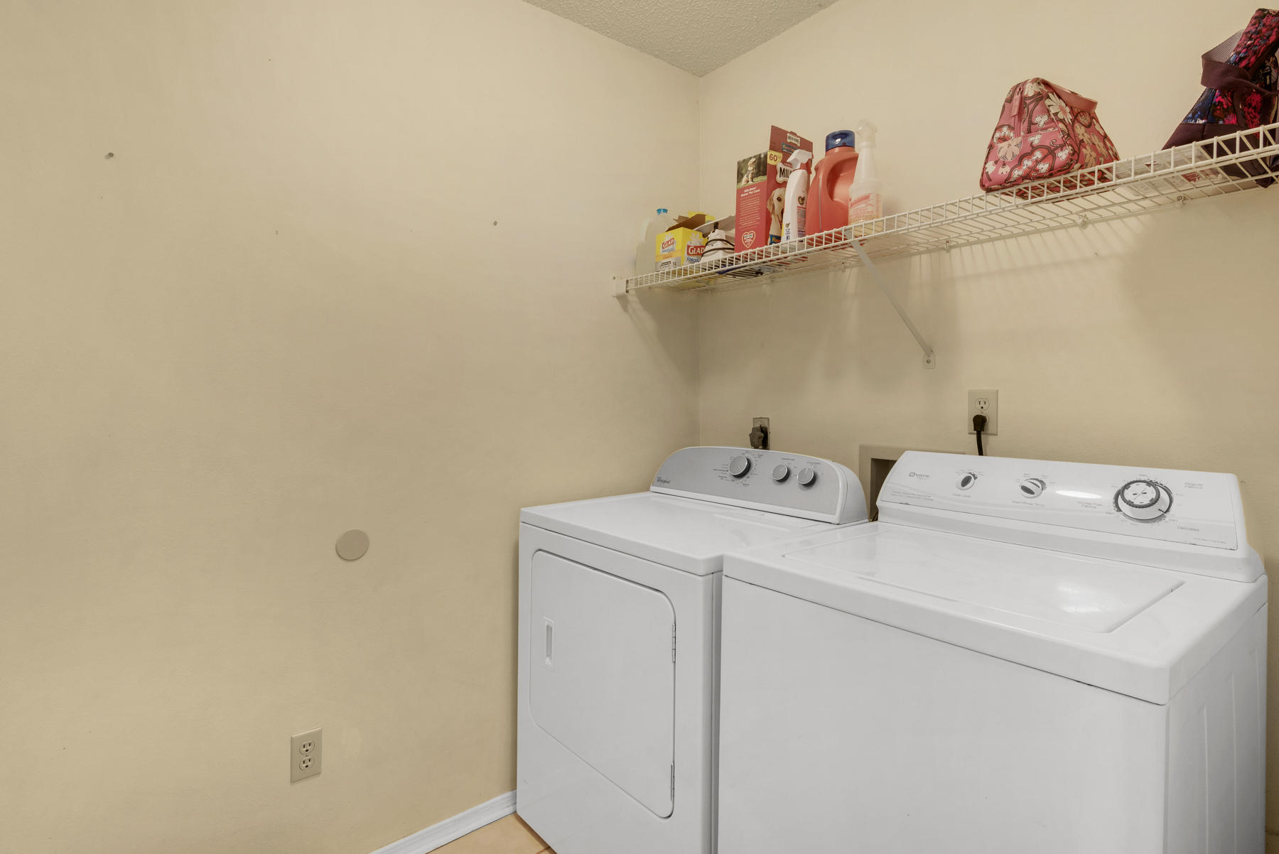 COUNTRYVIEW ESTATES - Residential