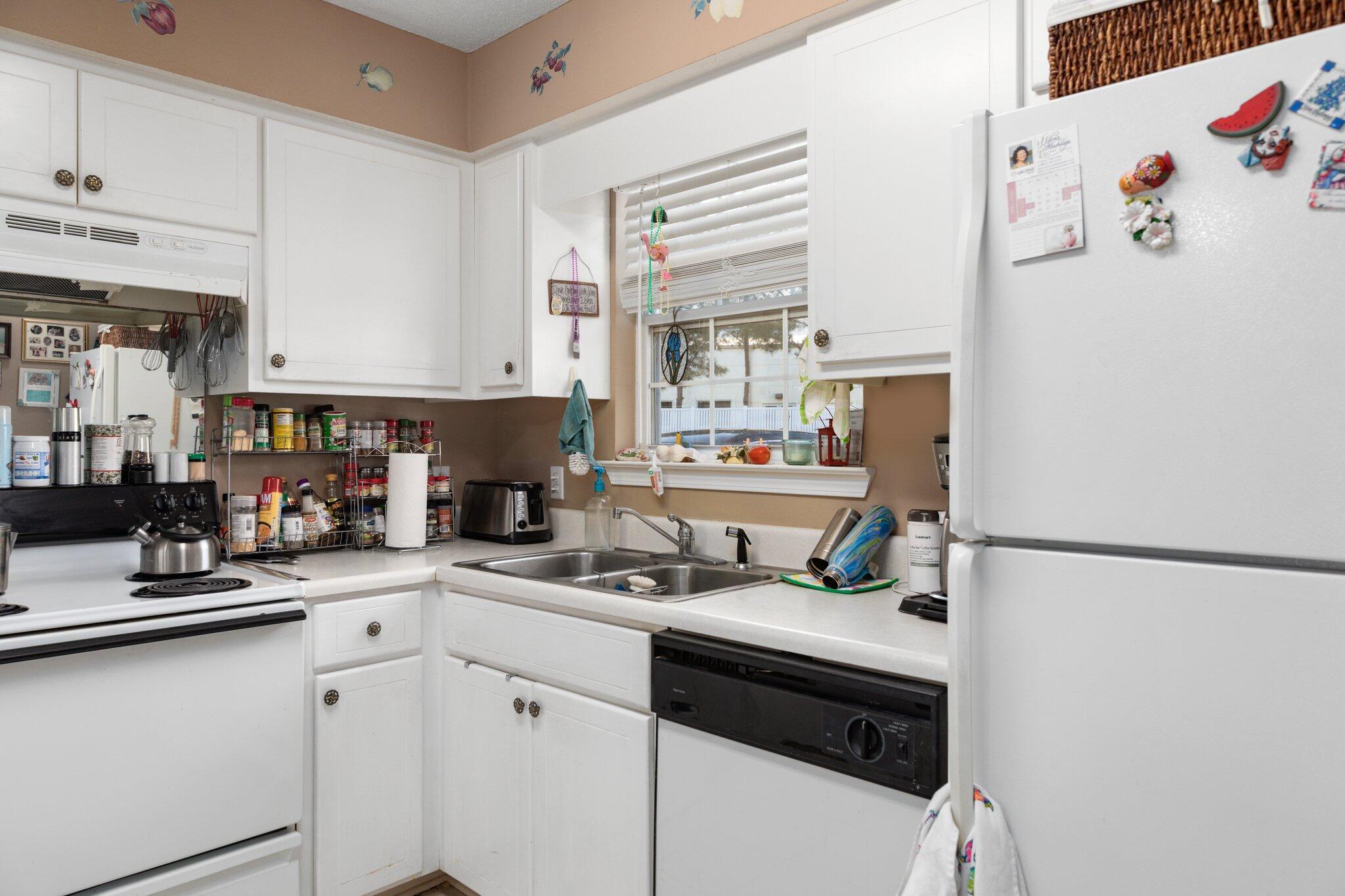 SUMMERLAKE T/H - Residential