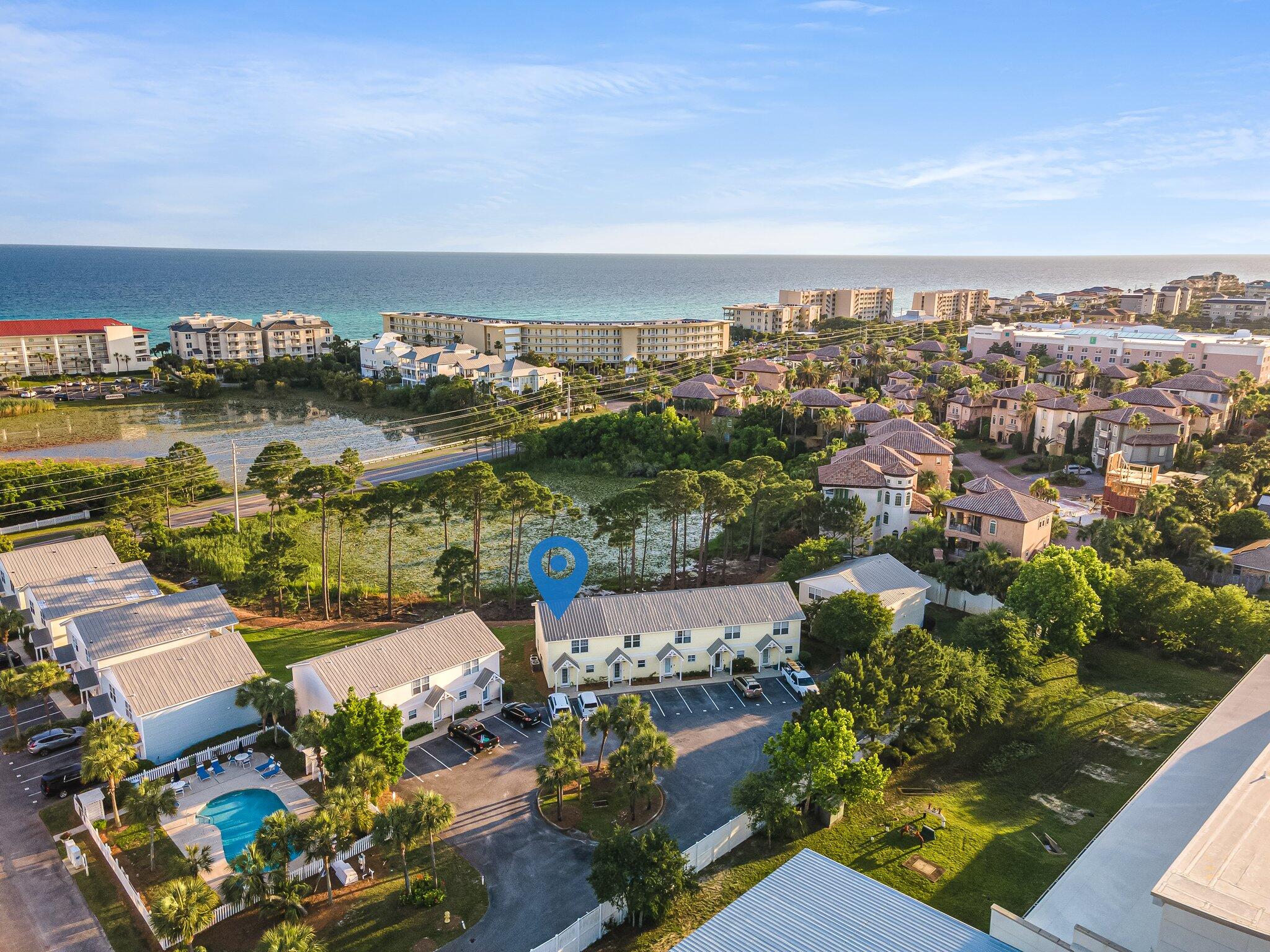 SUMMERLAKE T/H - Residential