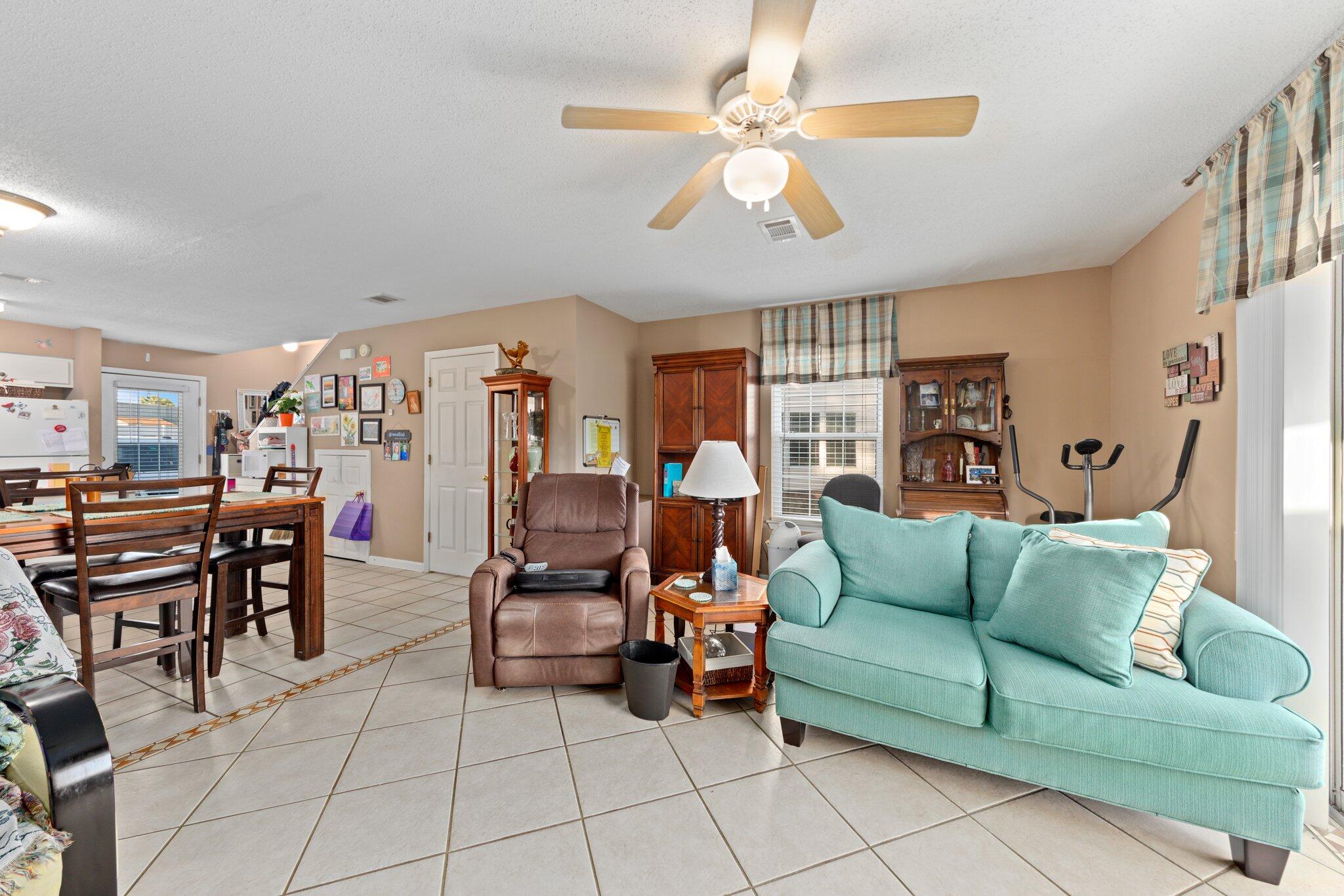 SUMMERLAKE T/H - Residential