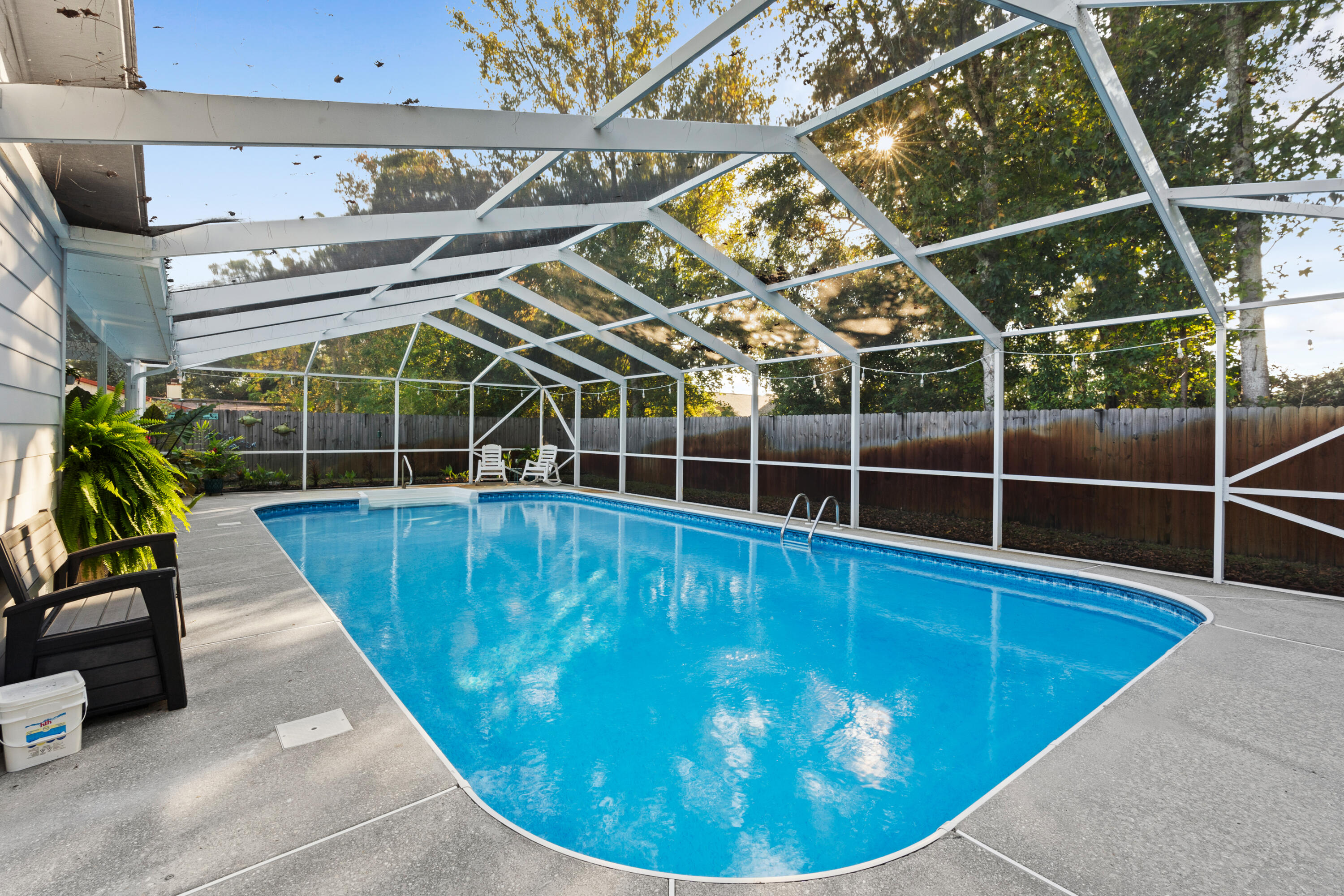 QUAIL RUN - Residential