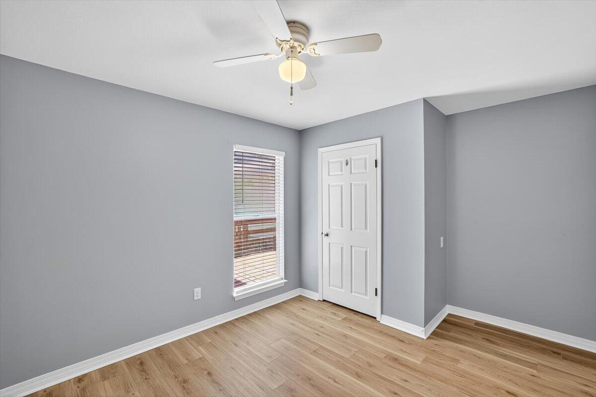 CREEKSIDE PH IV LOT 102 BLK C - Residential