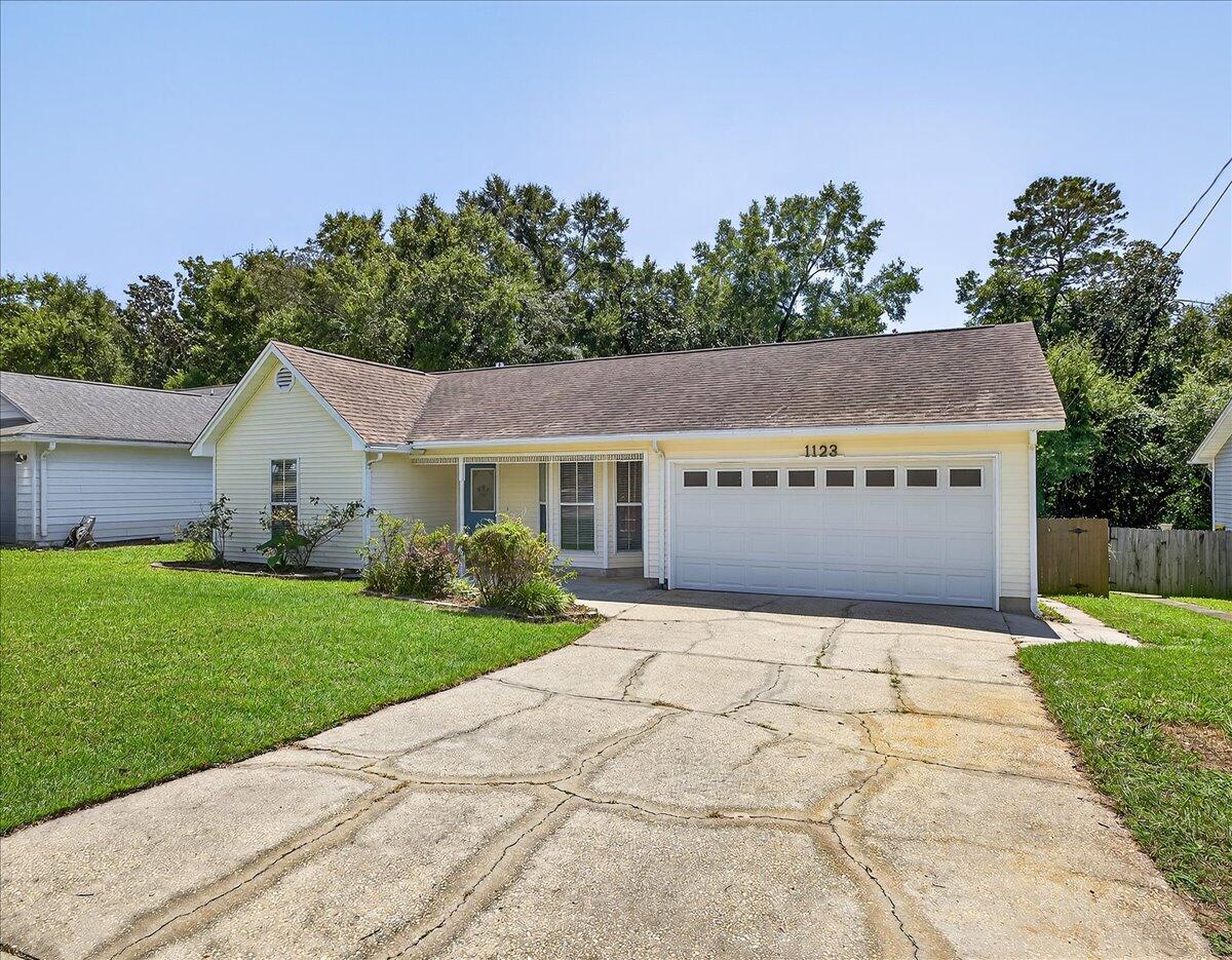 CREEKSIDE PH IV LOT 102 BLK C - Residential