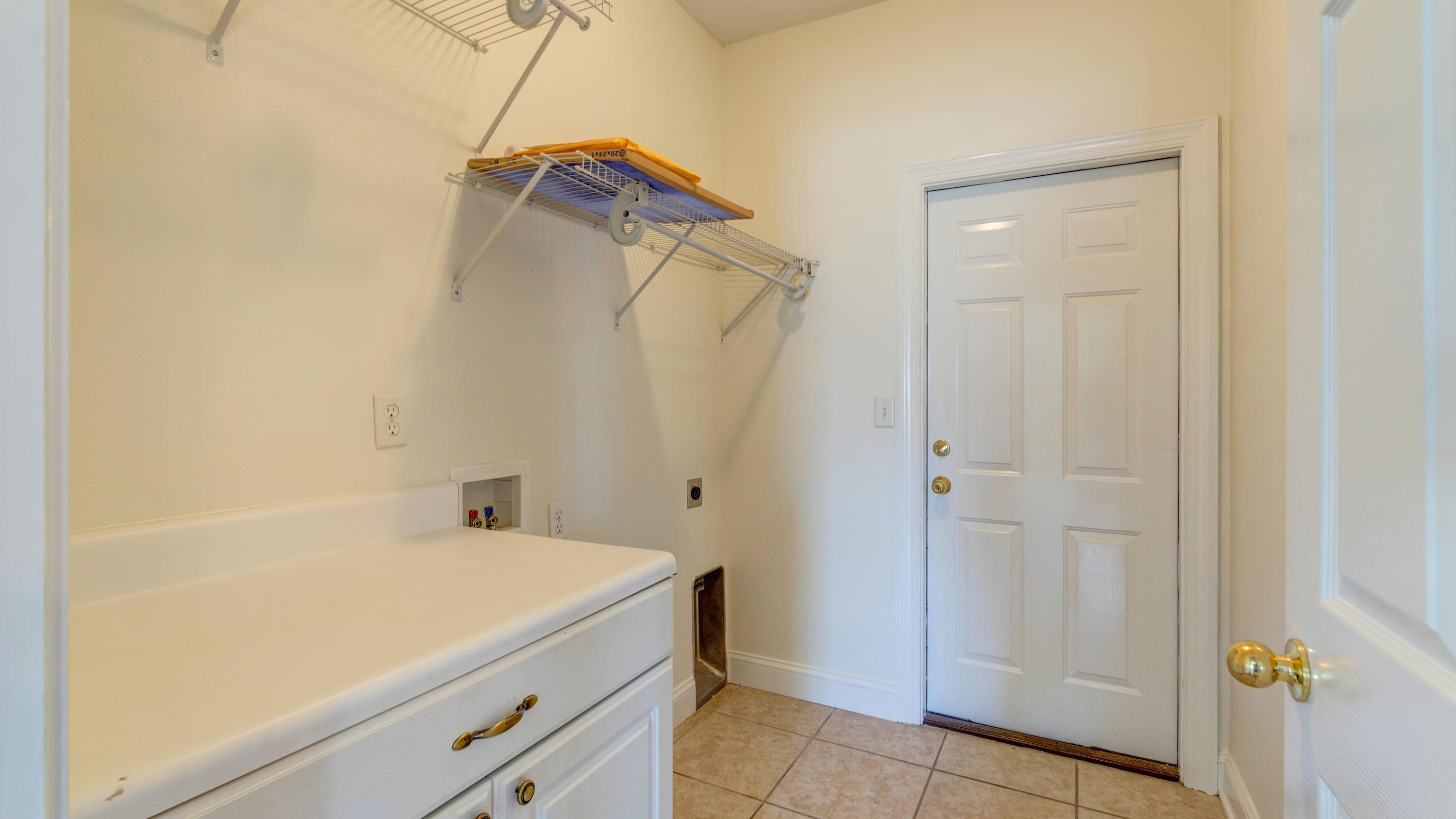 WINDSWEPT ESTATES - Residential