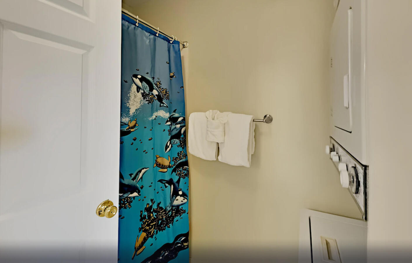 MARAVILLA CONDO 2 - Residential