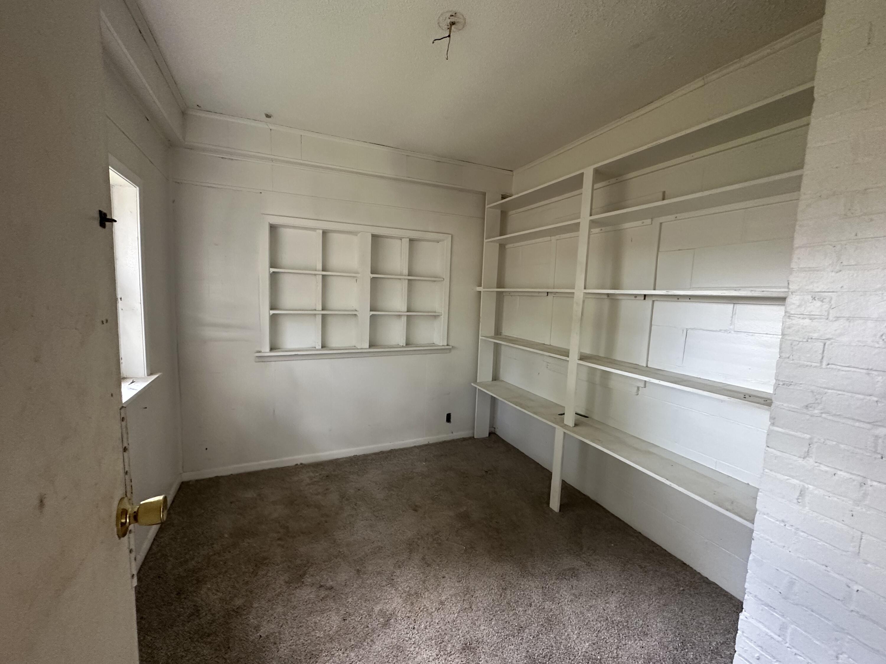 WEST HILL - Residential