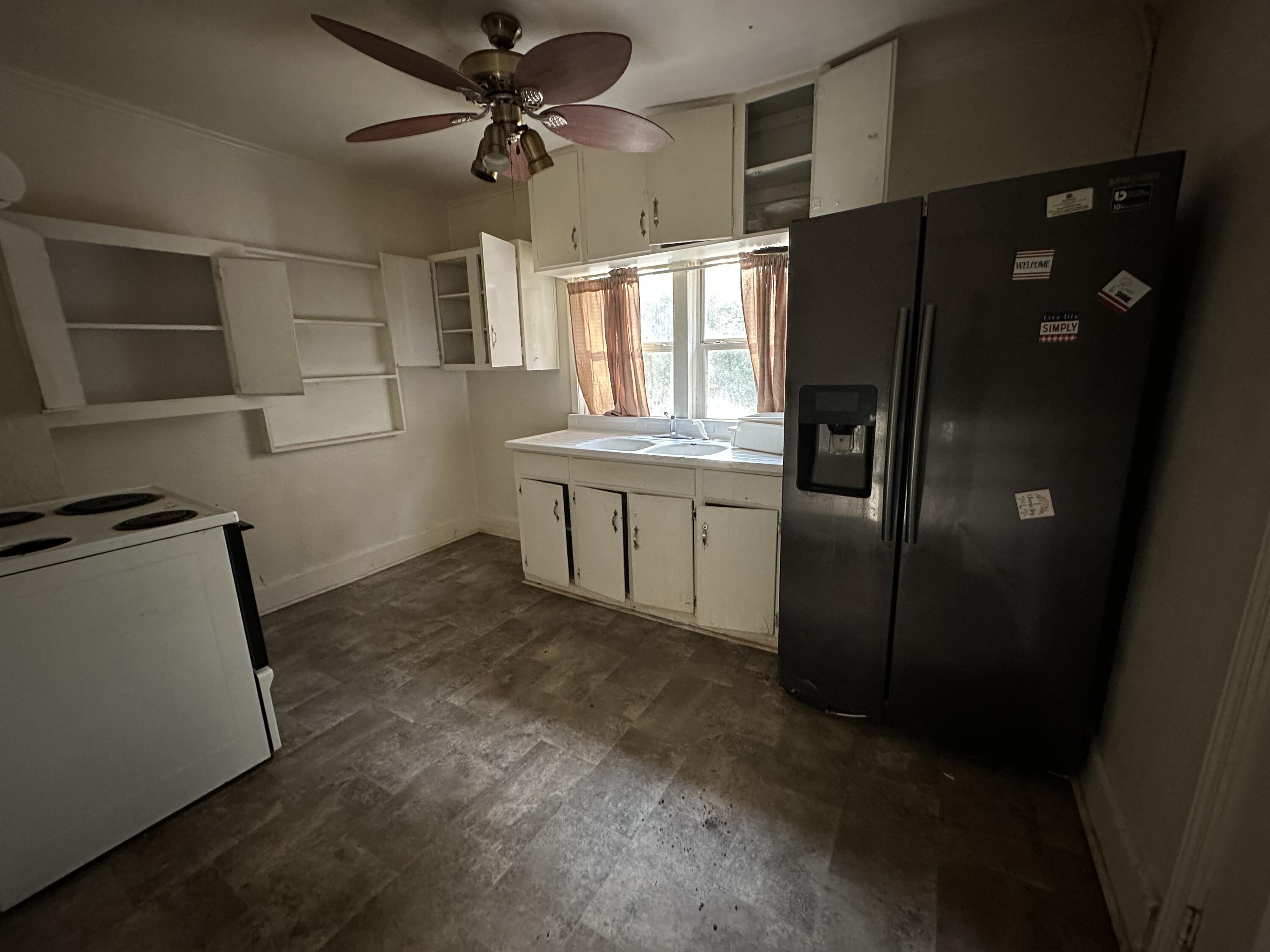 WEST HILL - Residential