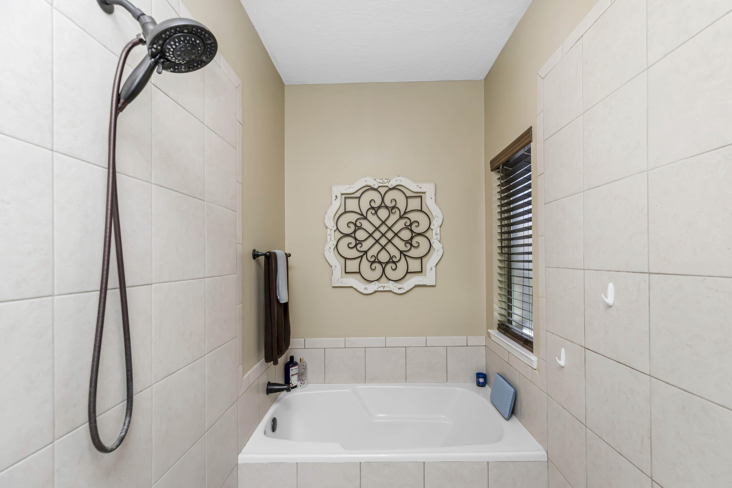 DUGGAN POND ESTATES - Residential