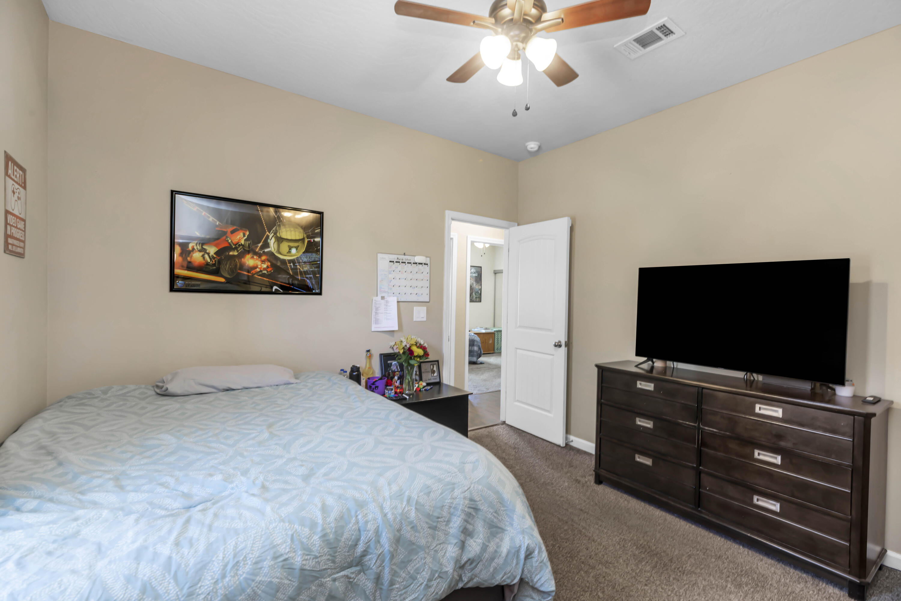 DUGGAN POND ESTATES - Residential