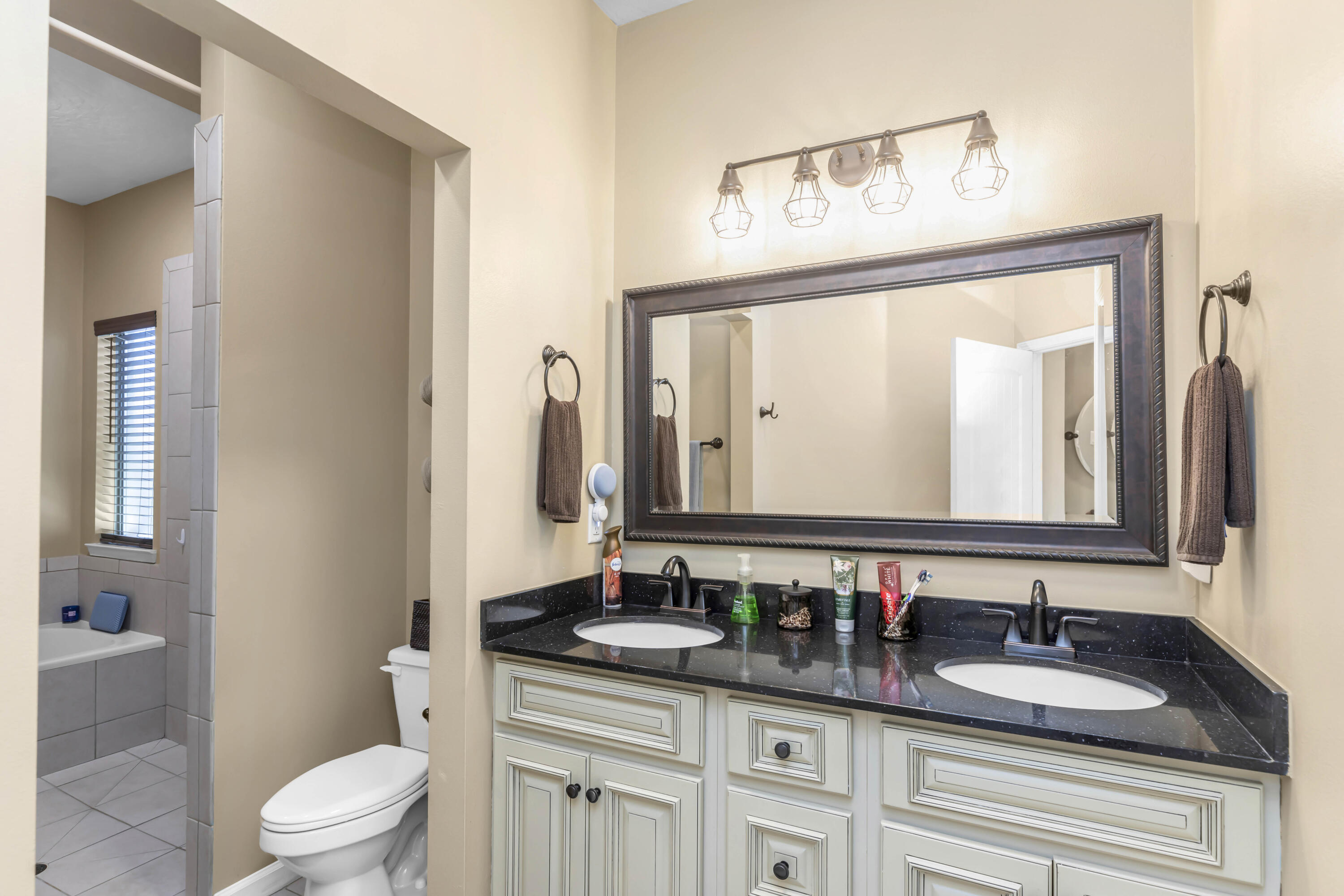 DUGGAN POND ESTATES - Residential