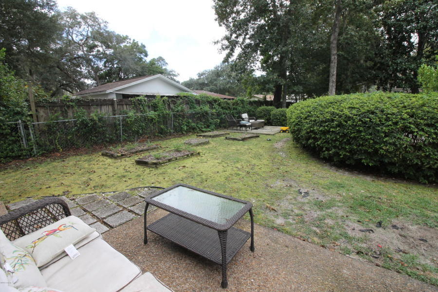 LAKEWOOD - Residential