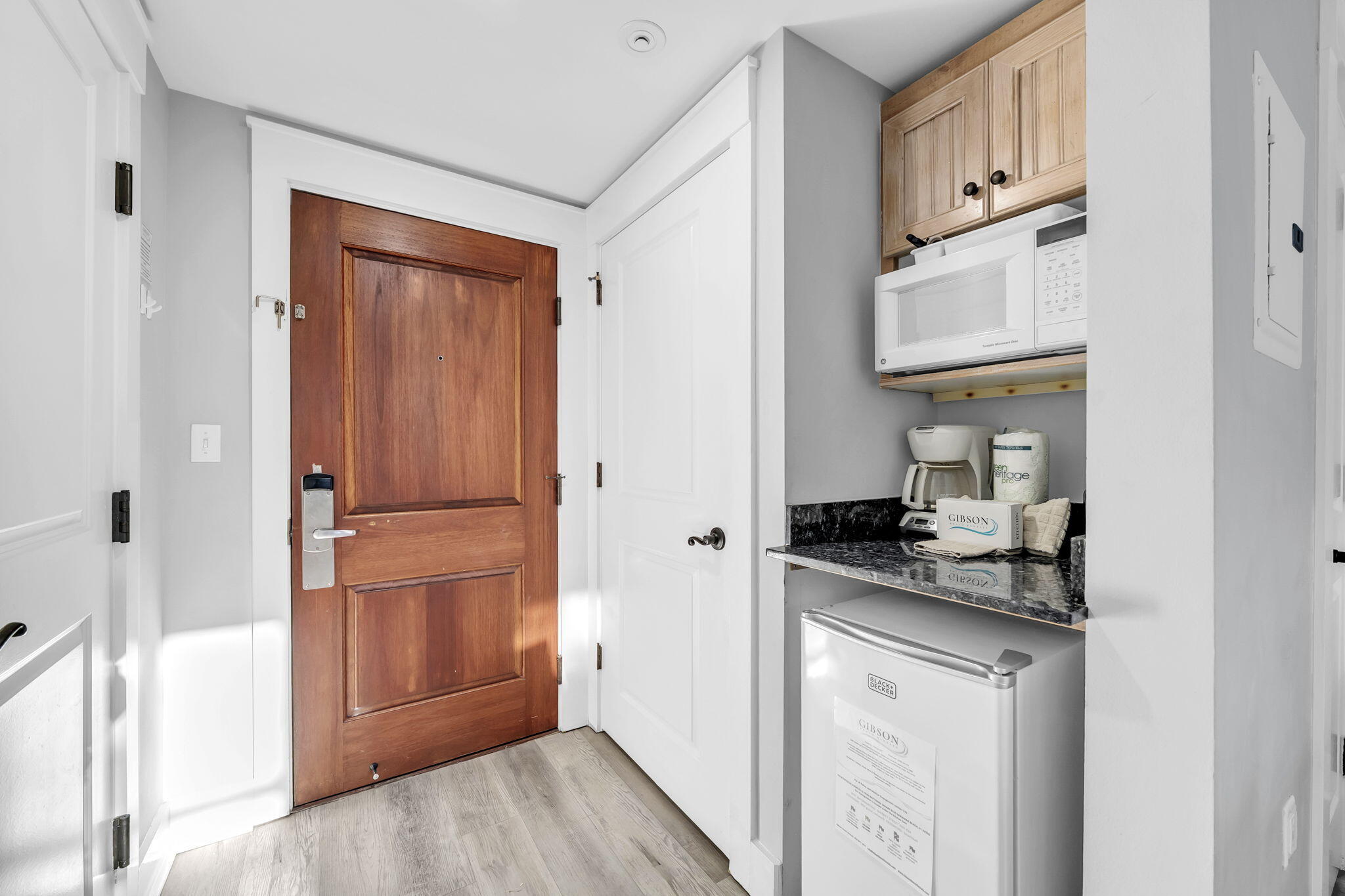 MARKET STREET INN - Residential