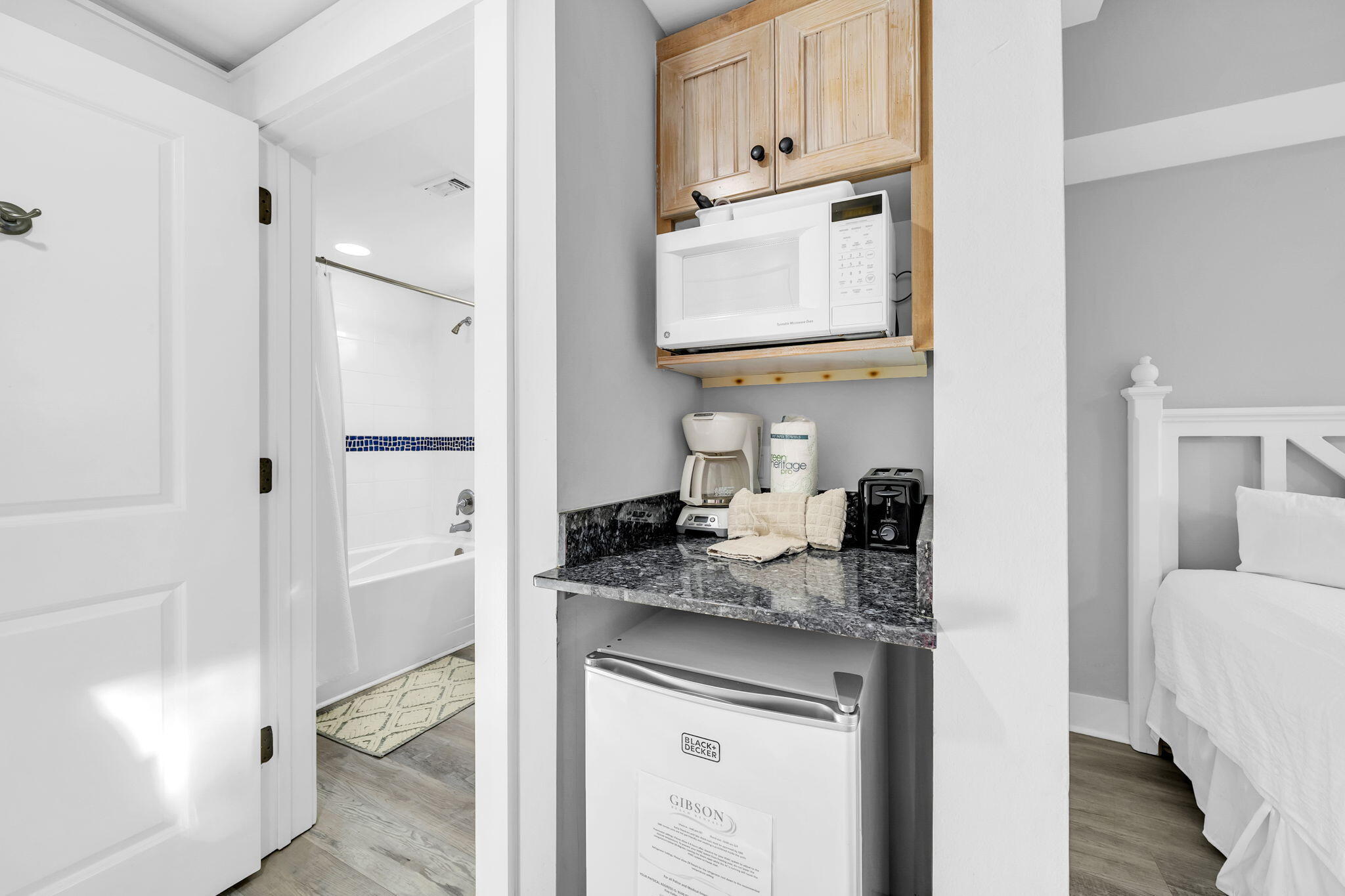 MARKET STREET INN - Residential