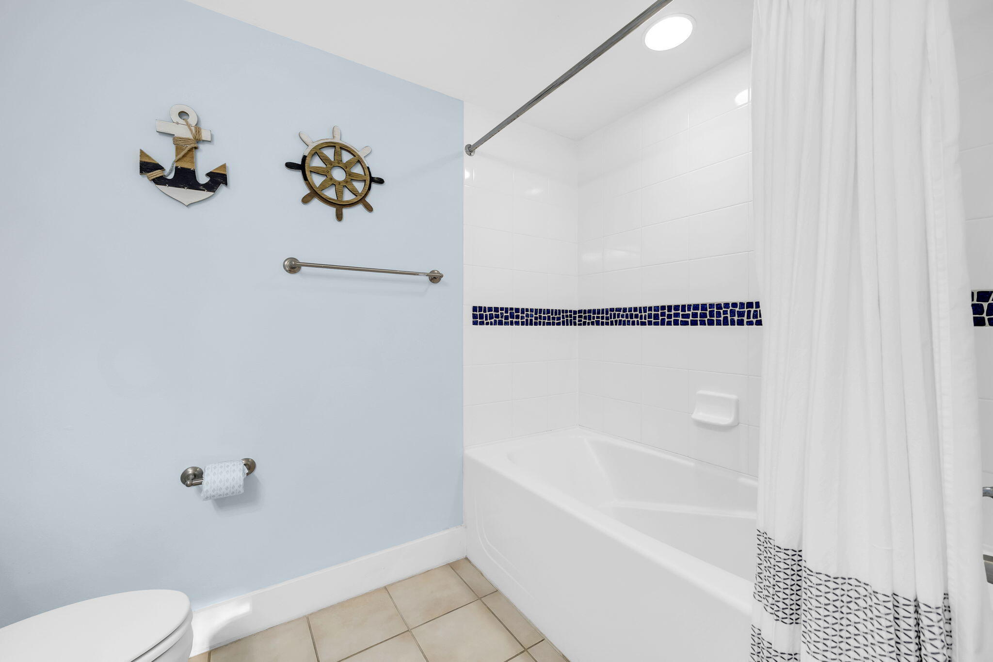 MARKET STREET INN - Residential