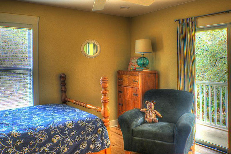 BAY MAGNOLIA - Residential Lease