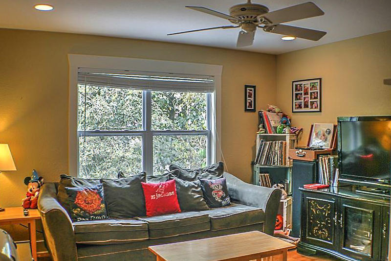 BAY MAGNOLIA - Residential Lease