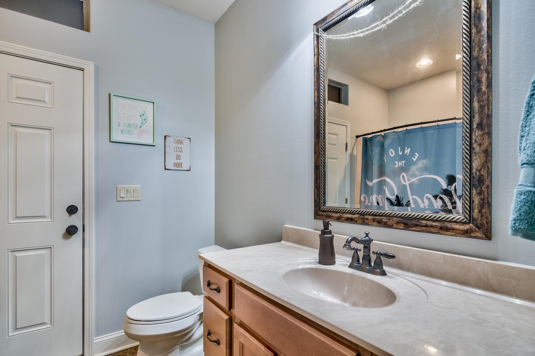 BAYSHORE PLACE - Residential