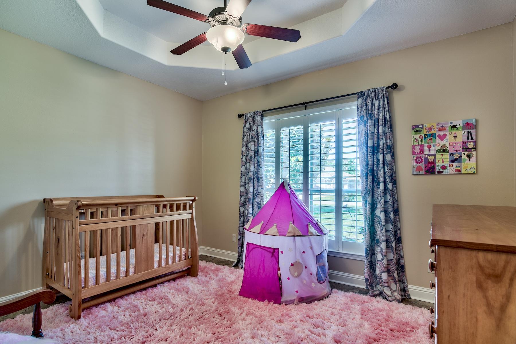 BAYSHORE PLACE - Residential