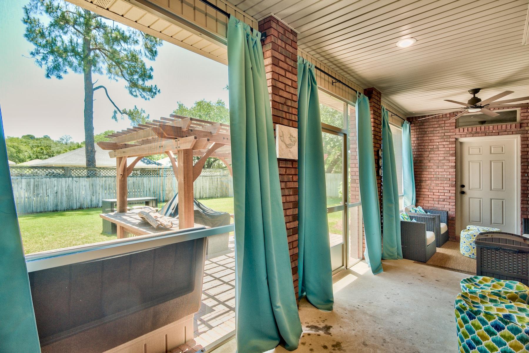 BAYSHORE PLACE - Residential