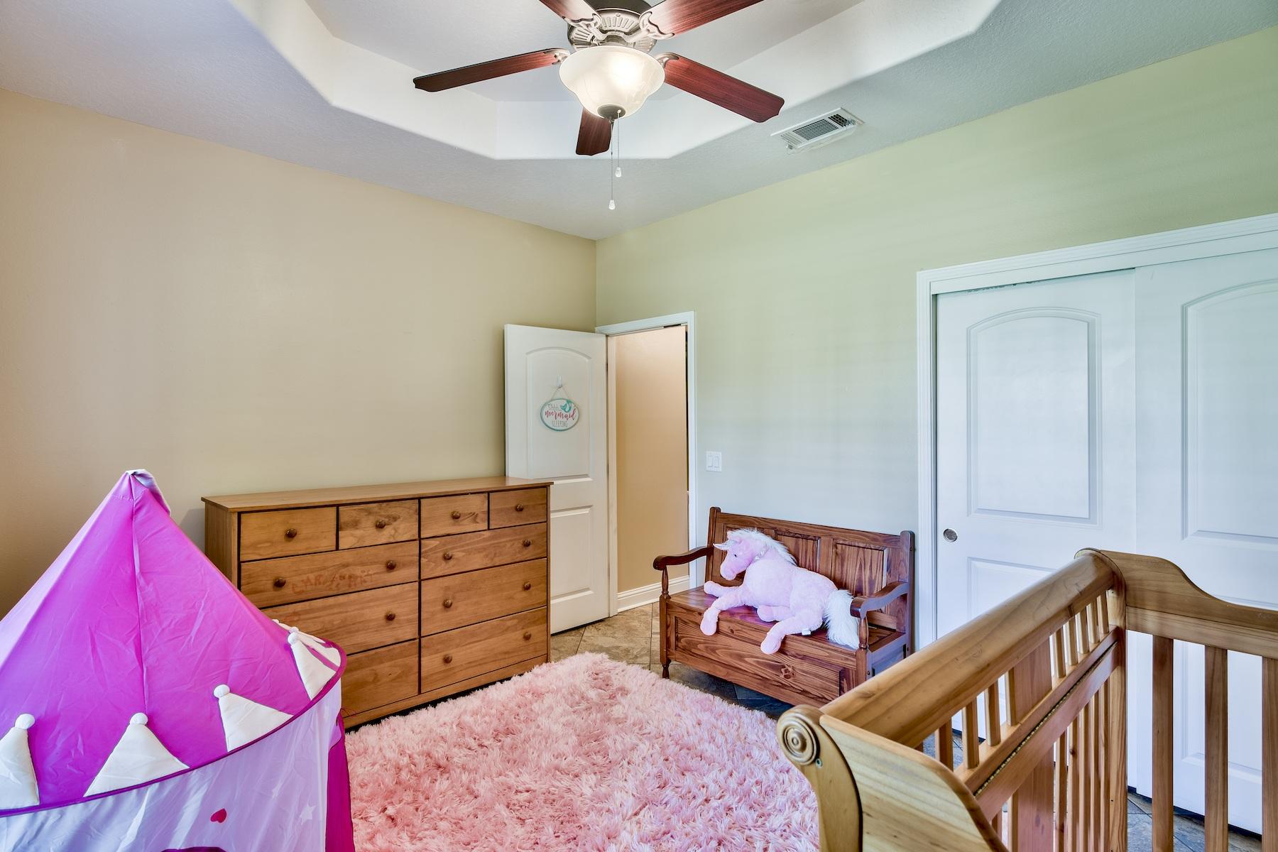 BAYSHORE PLACE - Residential