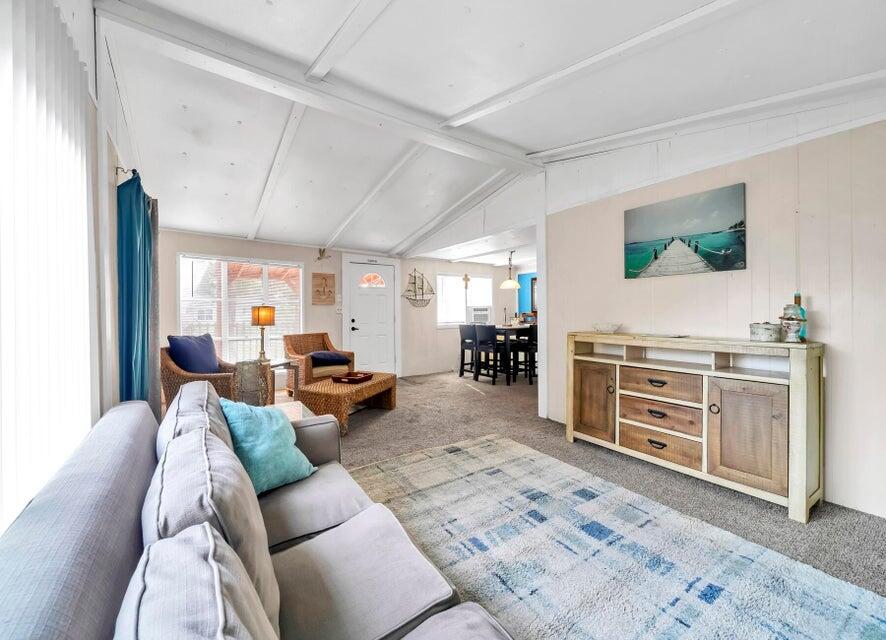 LARKER WOOD ESTATES - Residential