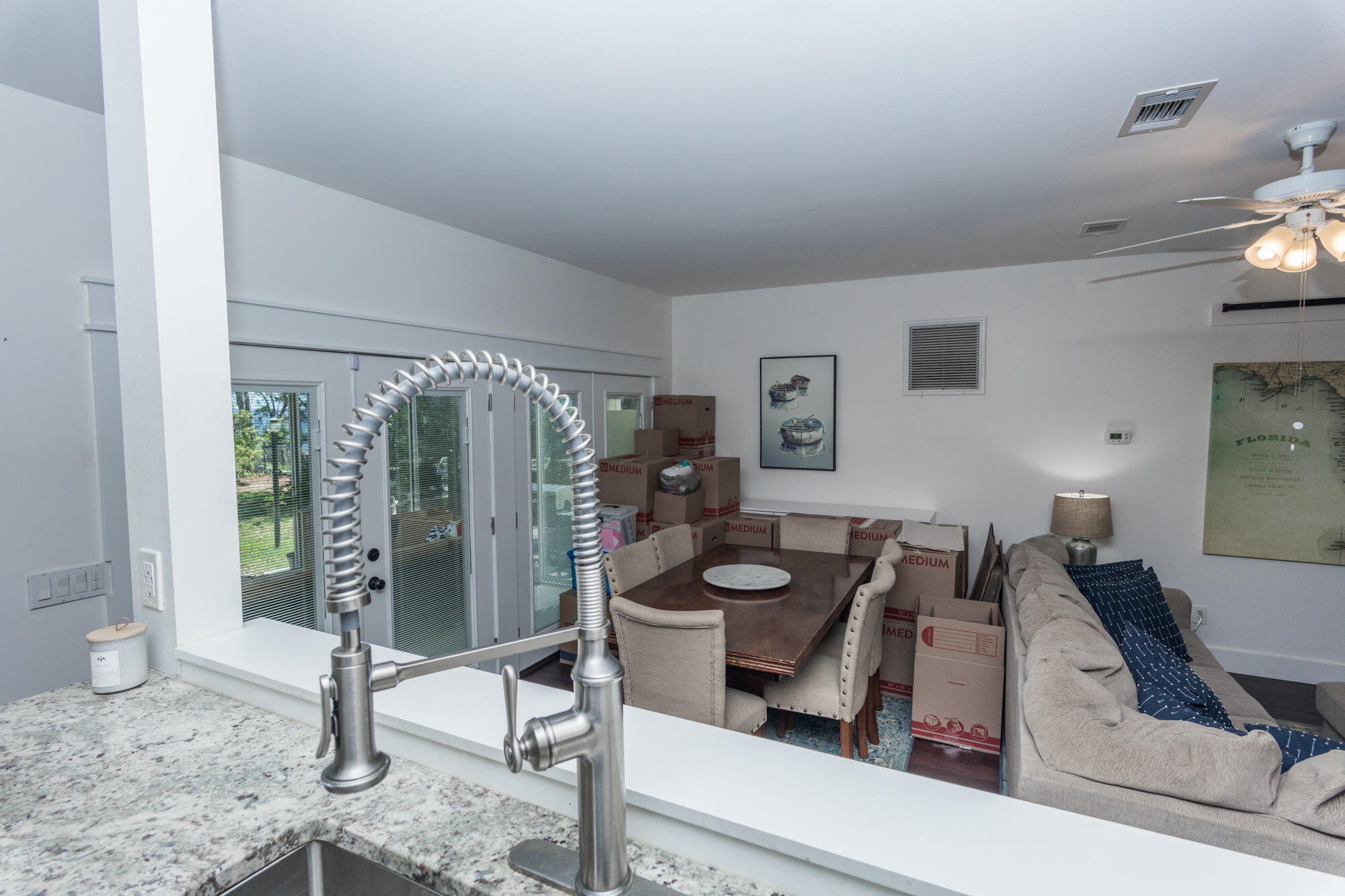 HATCHEE SHORES - Residential