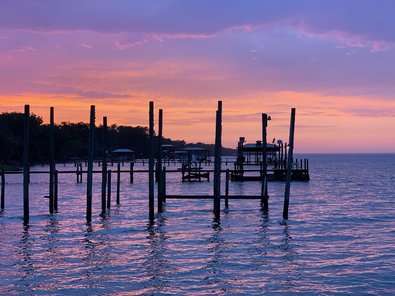 HATCHEE SHORES - Residential
