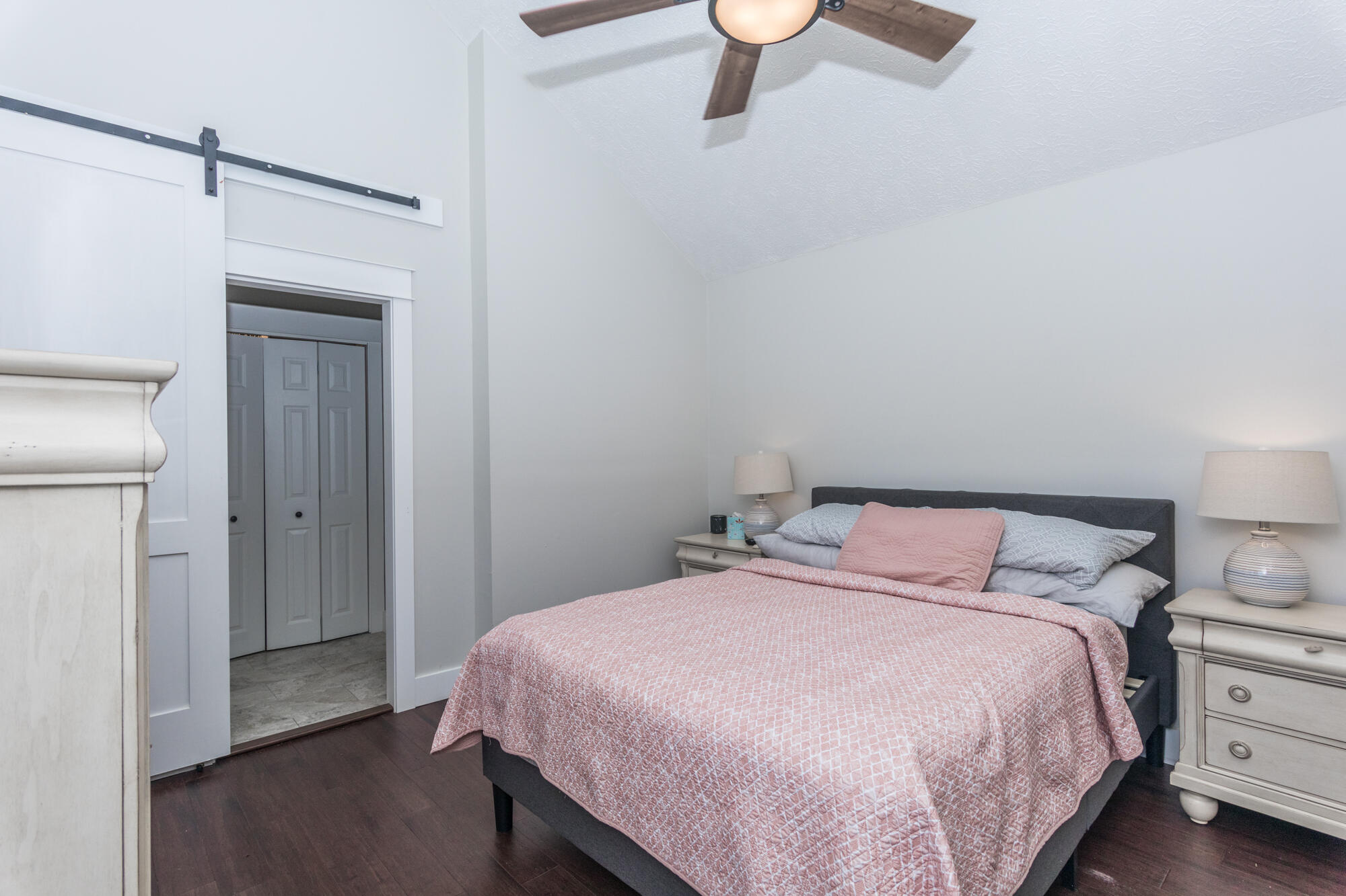 HATCHEE SHORES - Residential