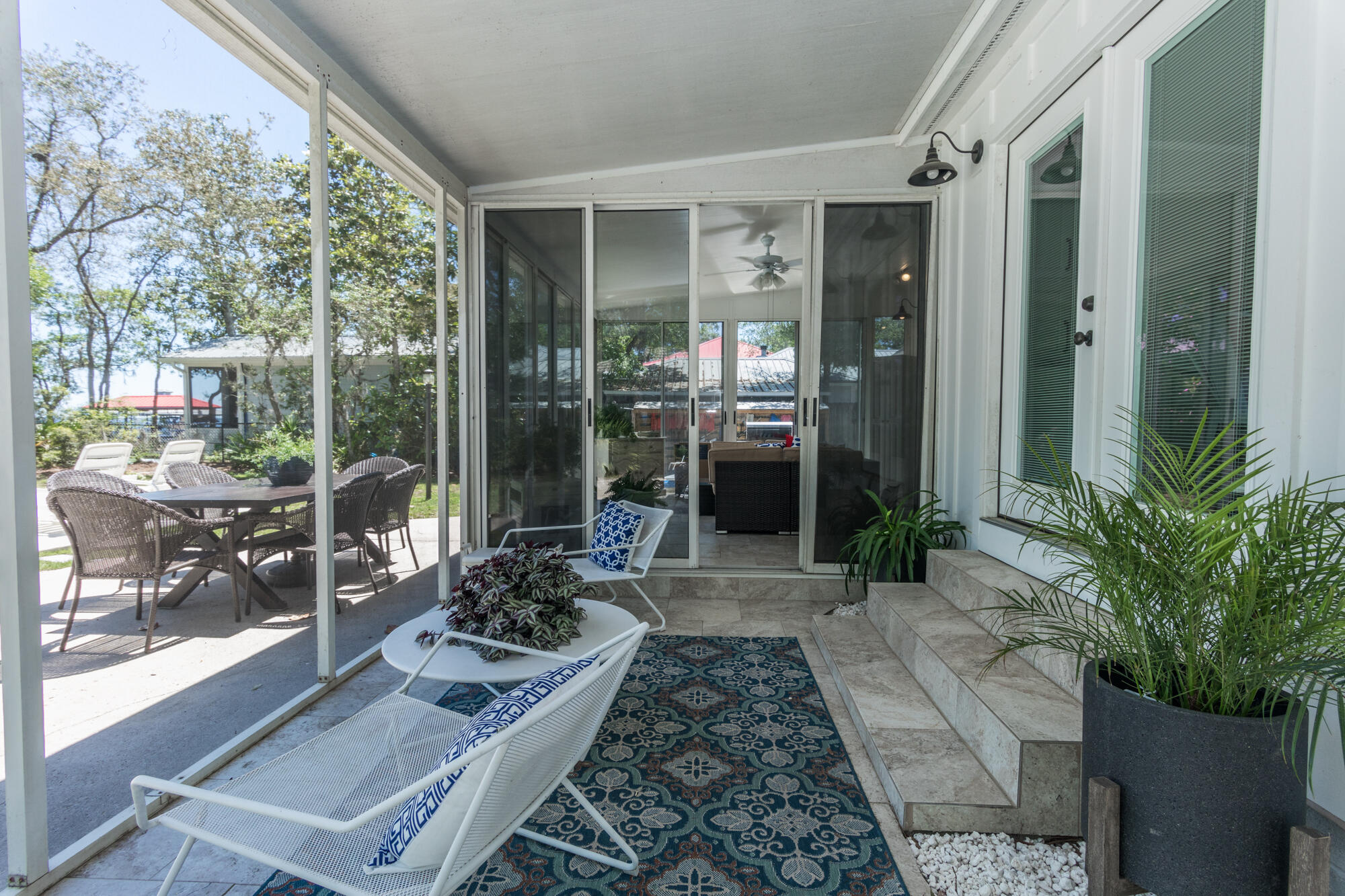 HATCHEE SHORES - Residential