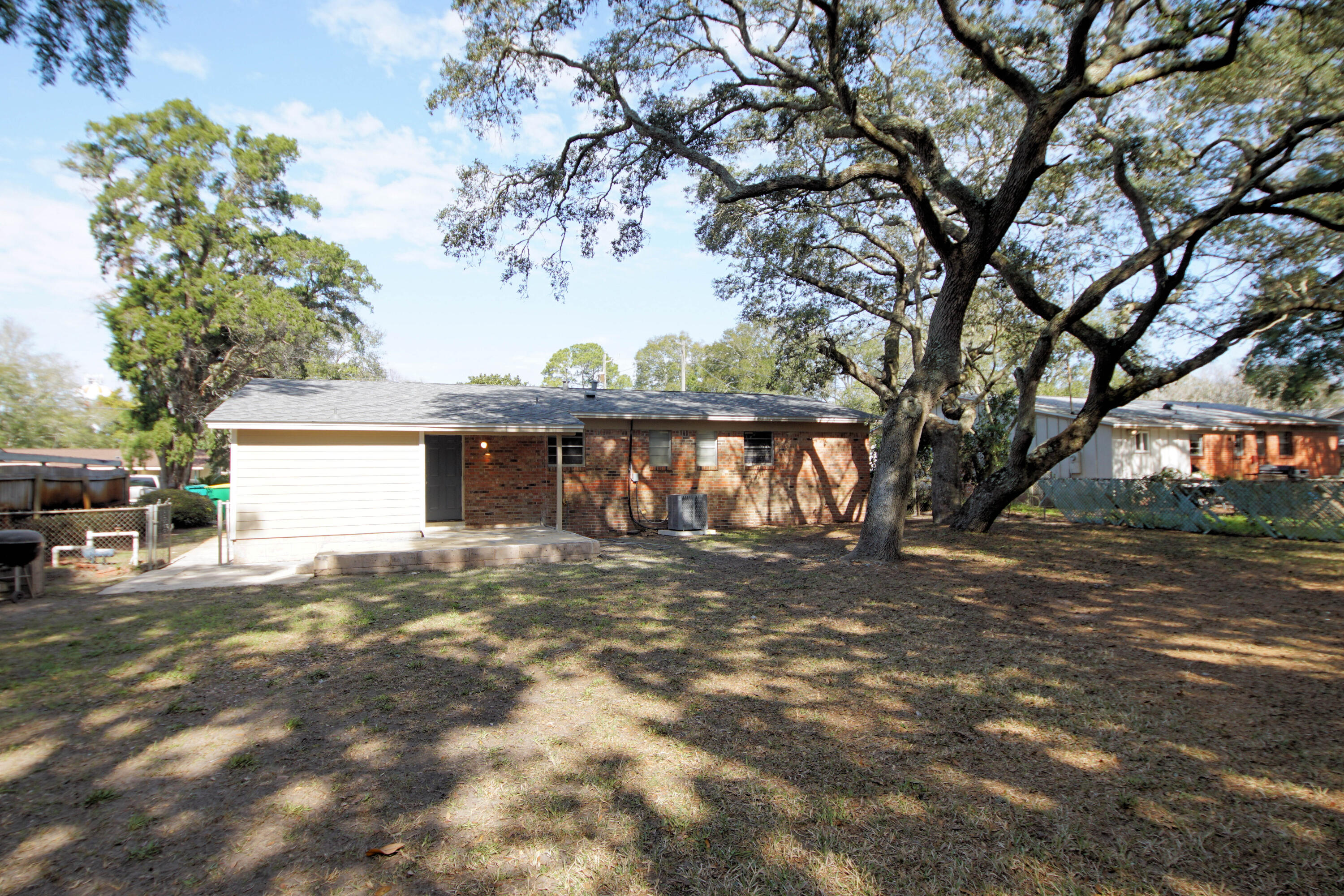 SPRINGDALE - Residential
