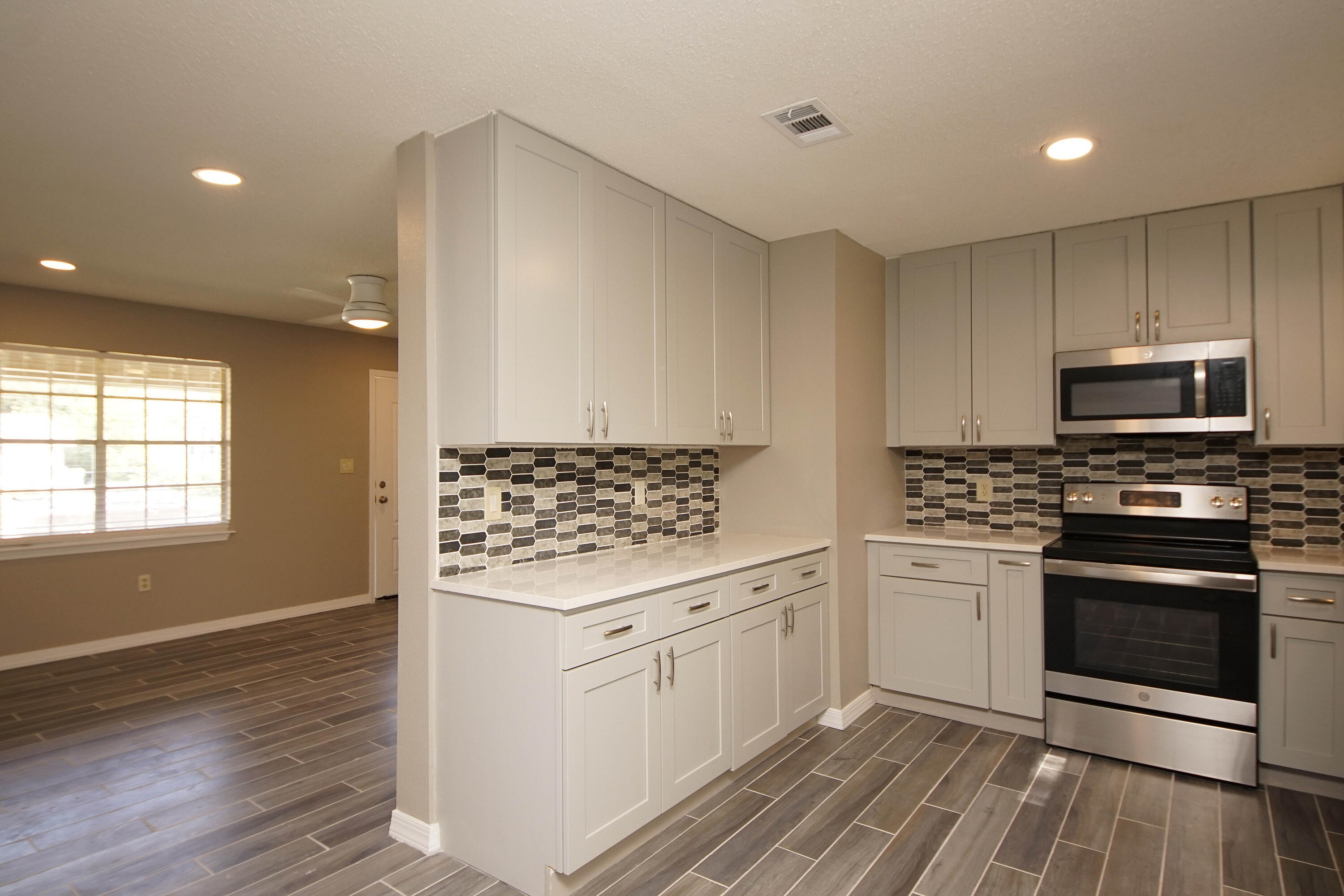 SPRINGDALE - Residential