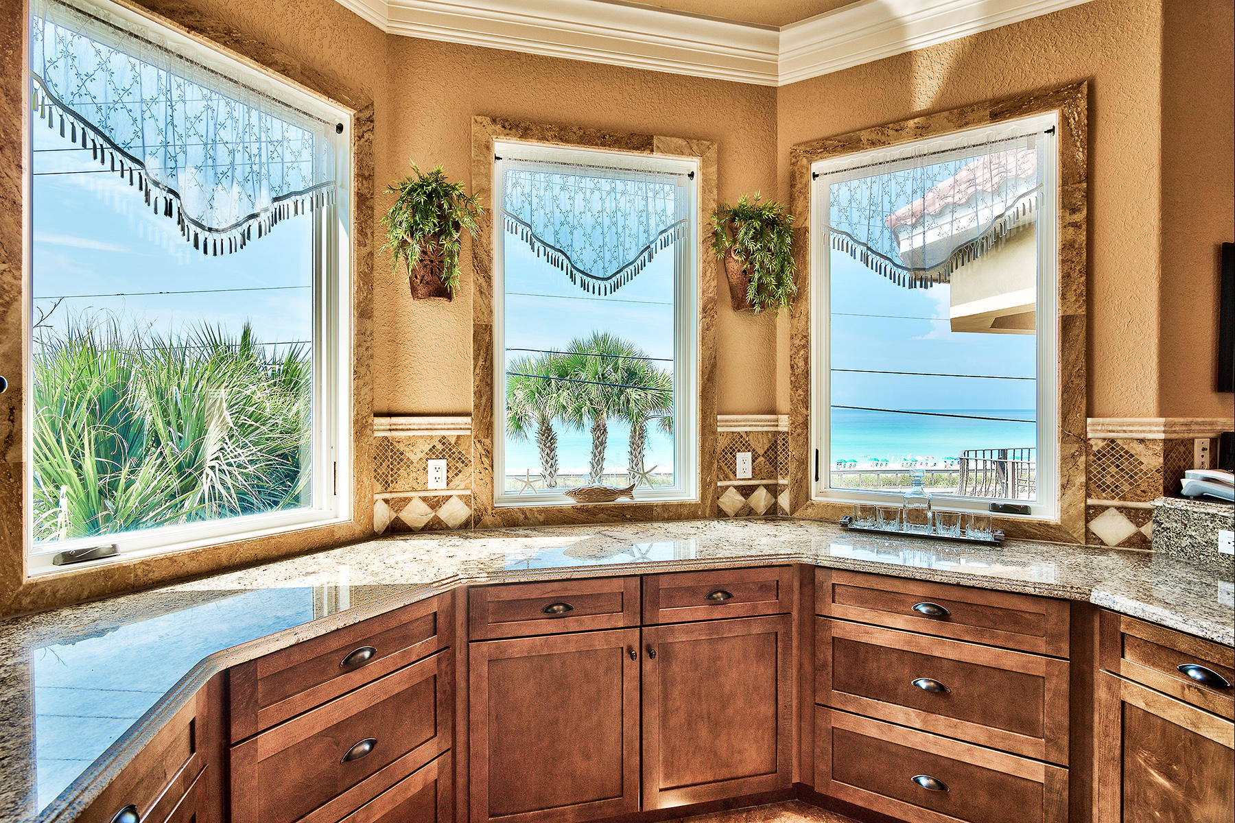AVALON BEACH ESTATES - Residential