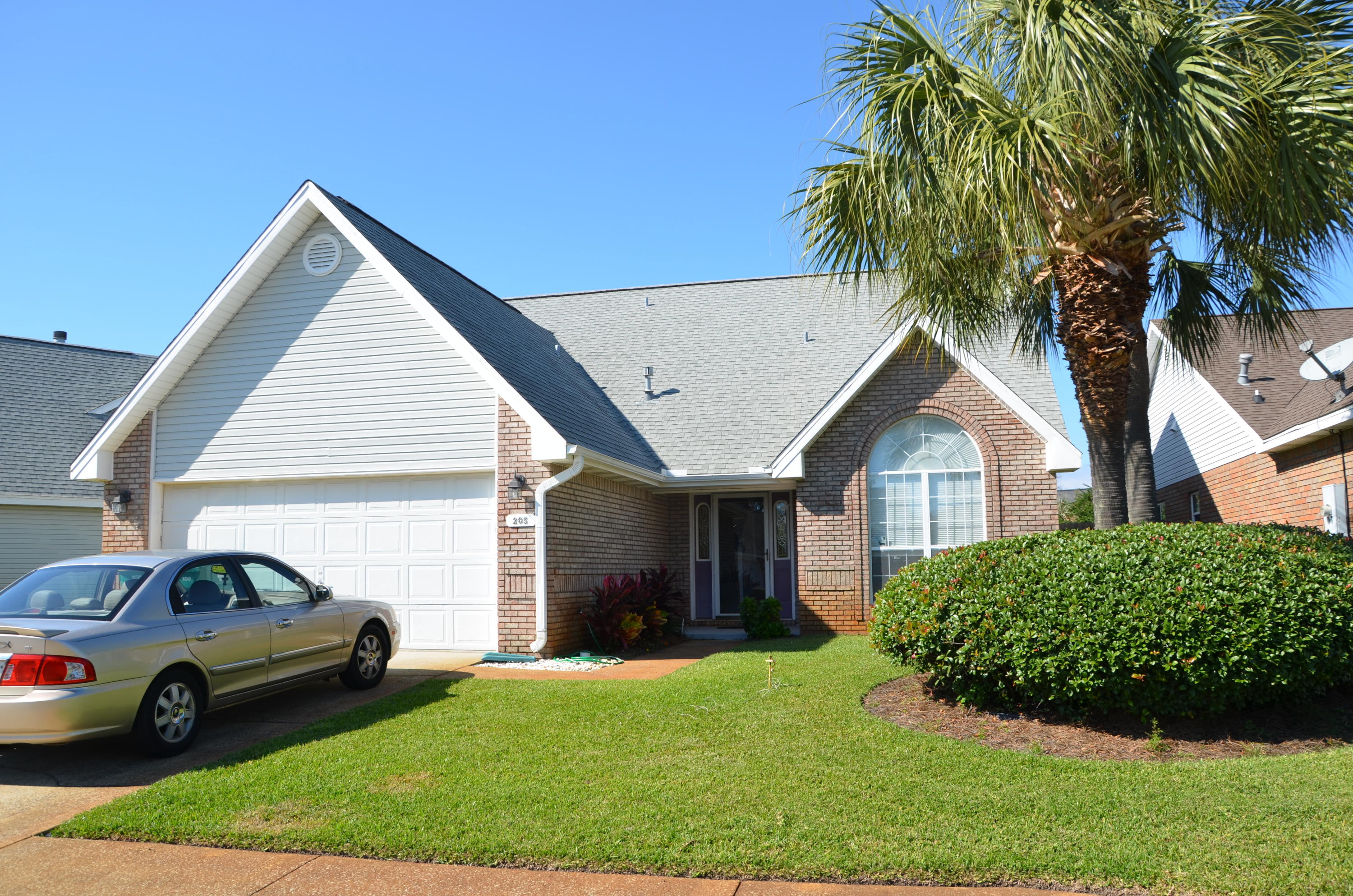 HARBOR BREEZE 1ST ADDN - Residential