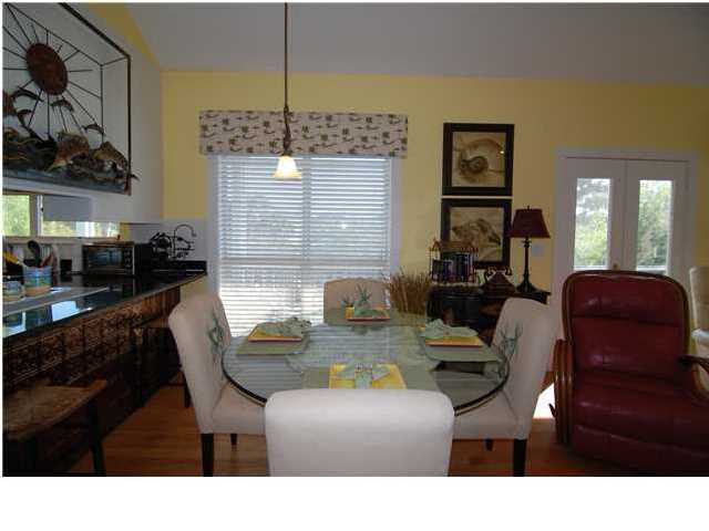 CRYSTAL LAKE PHASE I - Residential Lease