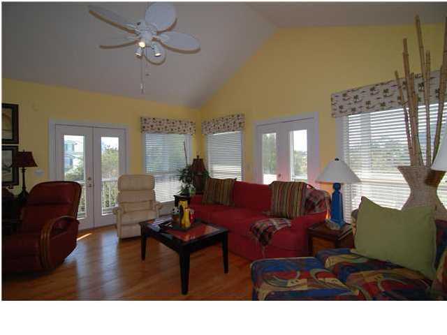 CRYSTAL LAKE PHASE I - Residential Lease