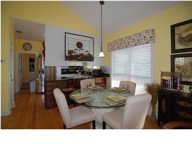 CRYSTAL LAKE PHASE I - Residential Lease