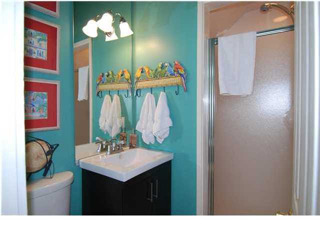 CRYSTAL LAKE PHASE I - Residential Lease