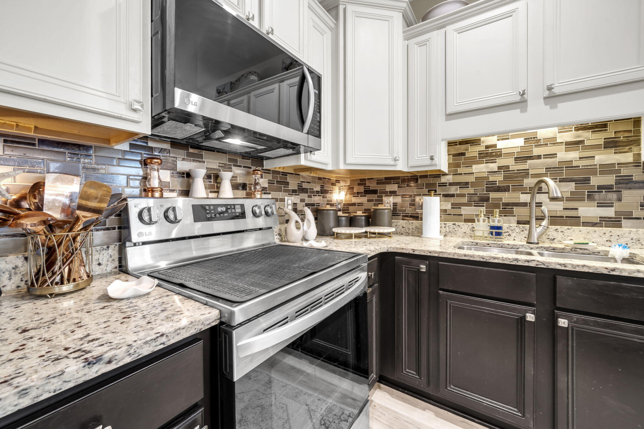 DRIFTWOOD ESTATES PH II - Residential