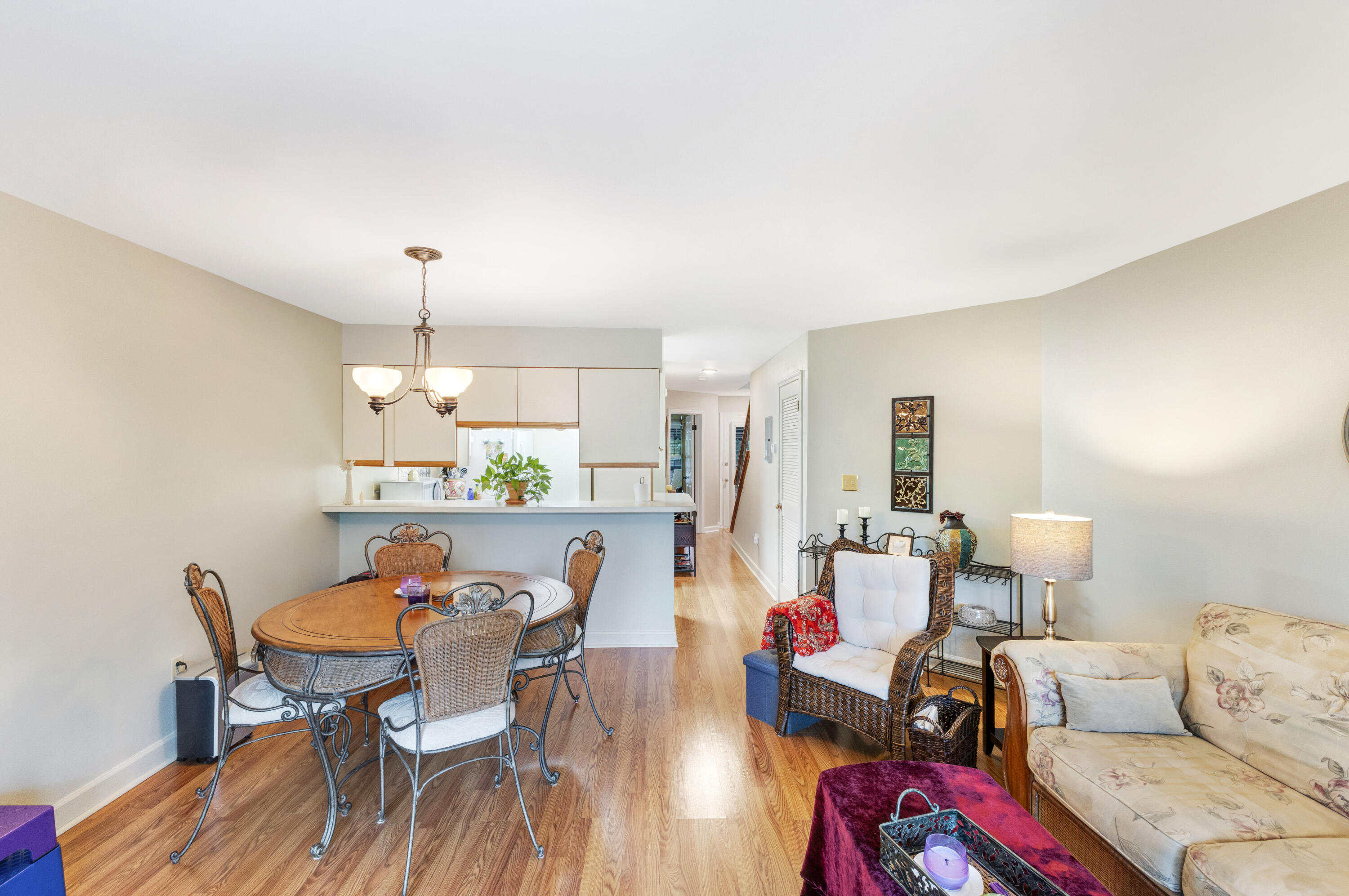 LAKESIDE CONDO AT BLUEWATER BAY - Residential